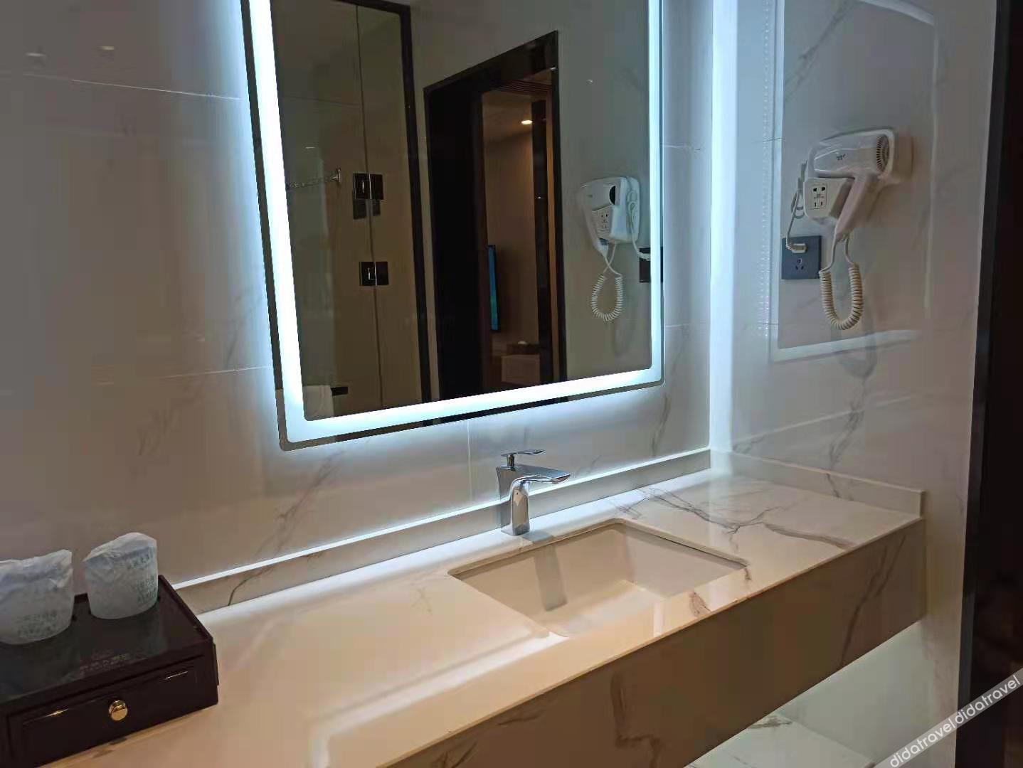 Berman Hotel (Nanning Anji Xijin Metro Station) 3*