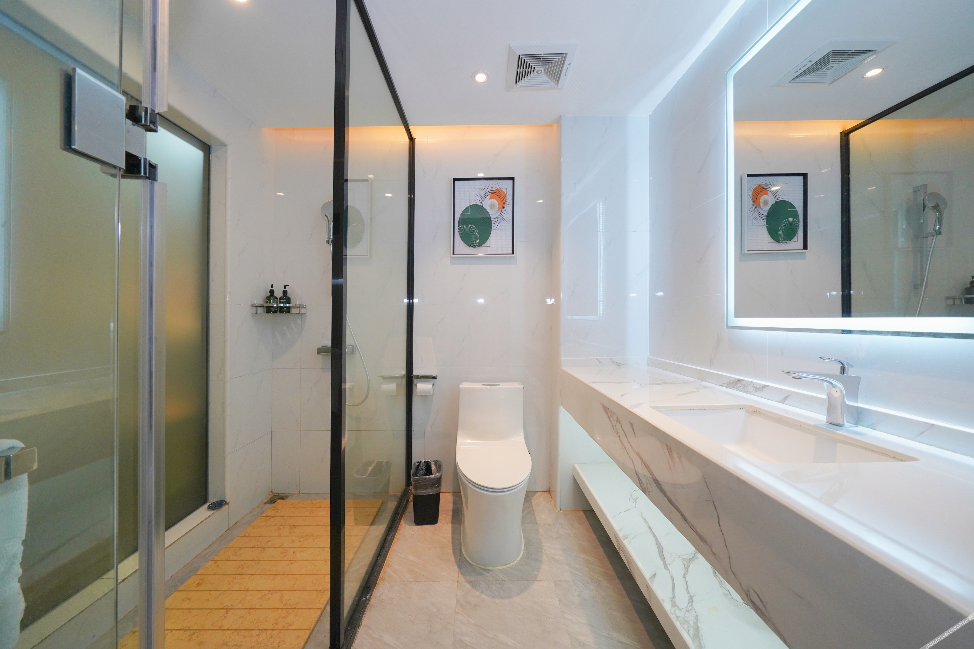 Berman Hotel (Nanning Anji Xijin Metro Station) 3*