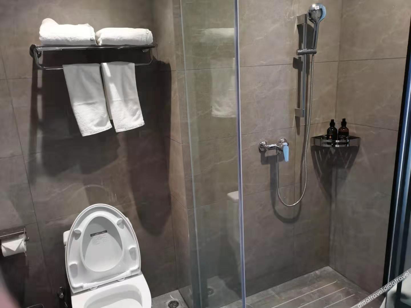 GreenTree Inn 2*