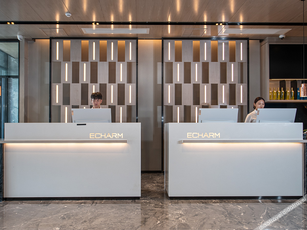 Echarm Hotel (Dongguan Guoji Qichecheng Lanqiuzhongxin) 3*