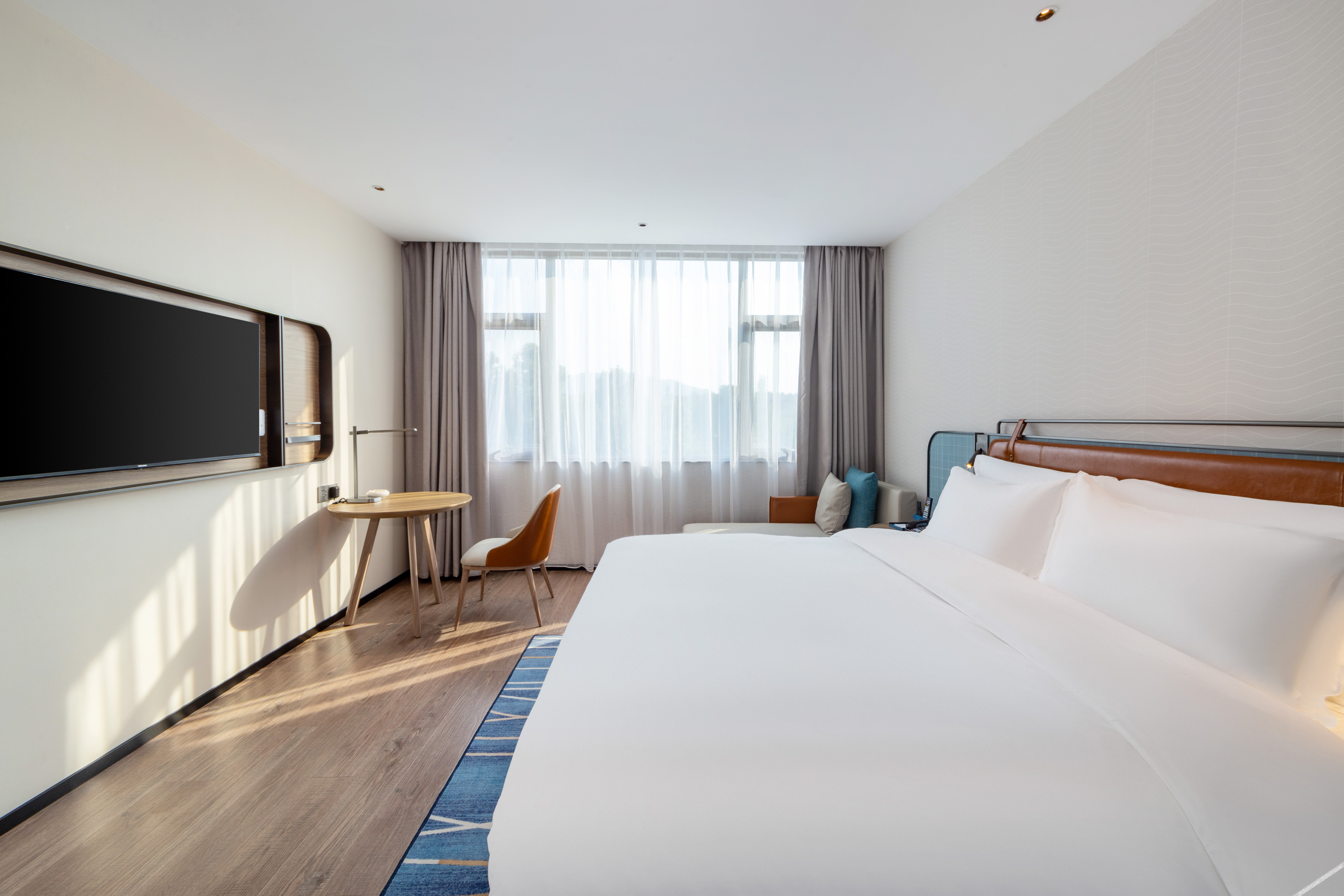 Echarm Hotel (Dongguan Guoji Qichecheng Lanqiuzhongxin) 3*