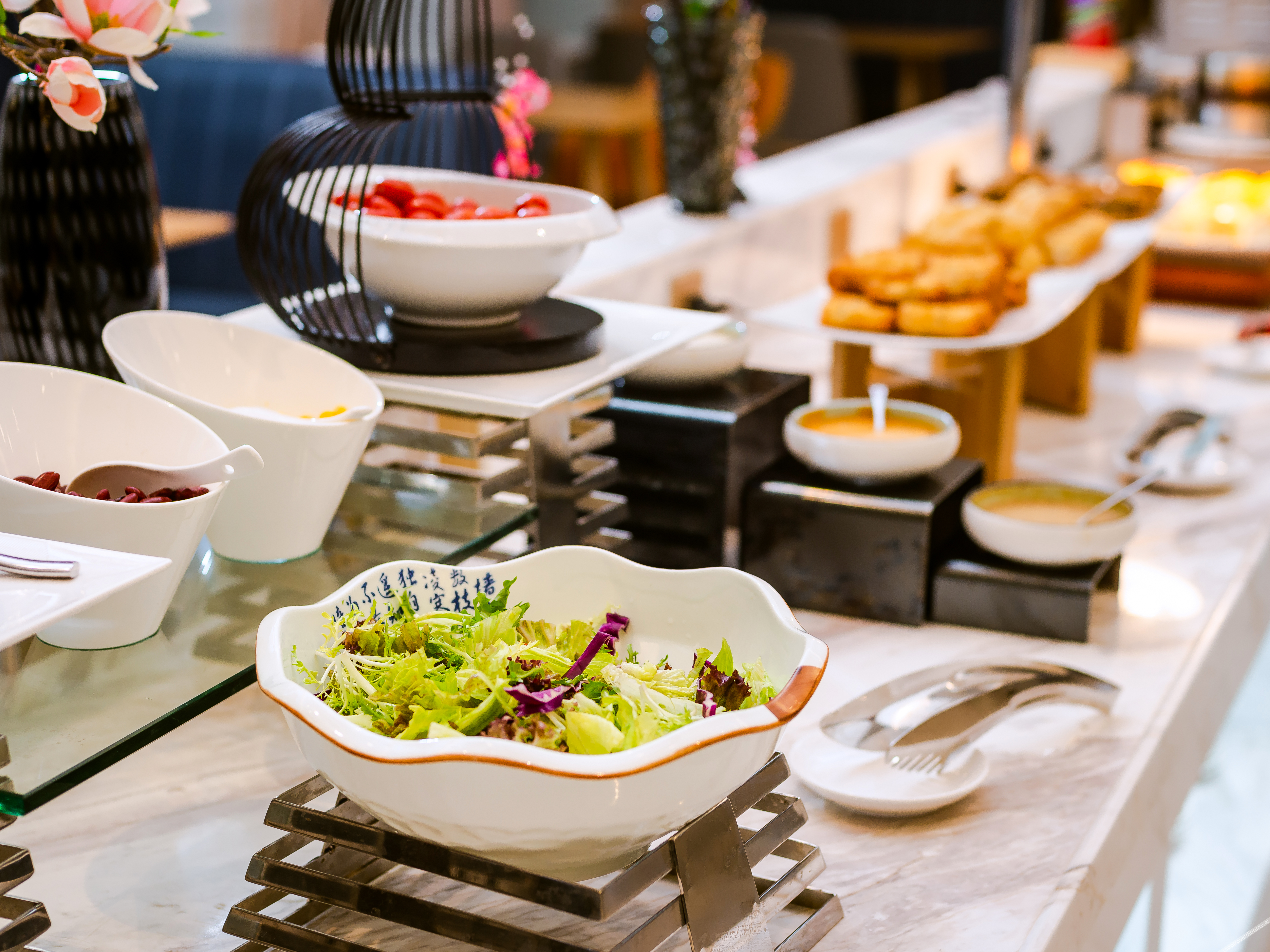 Echarm Hotel (Dongguan Guoji Qichecheng Lanqiuzhongxin) 3*
