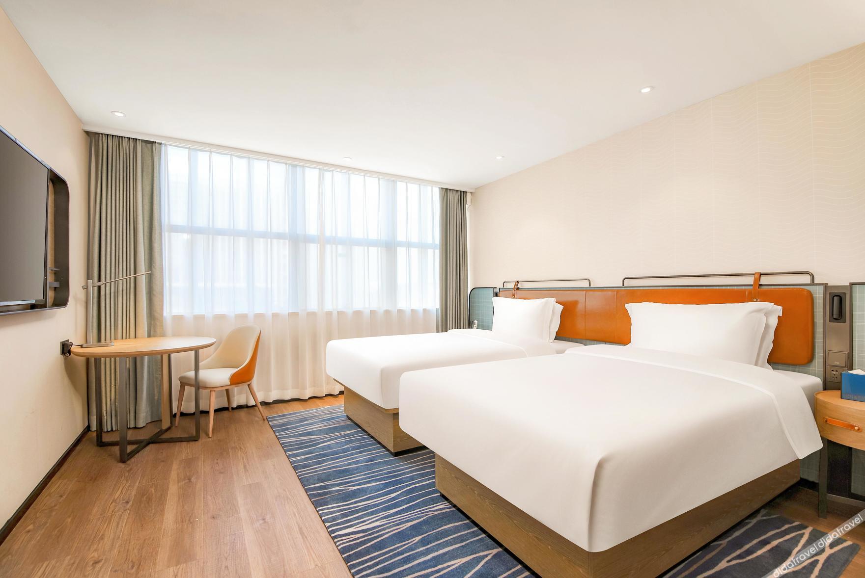 Echarm Hotel (Jishoushi Government Qianzhou Ancient City) 3*