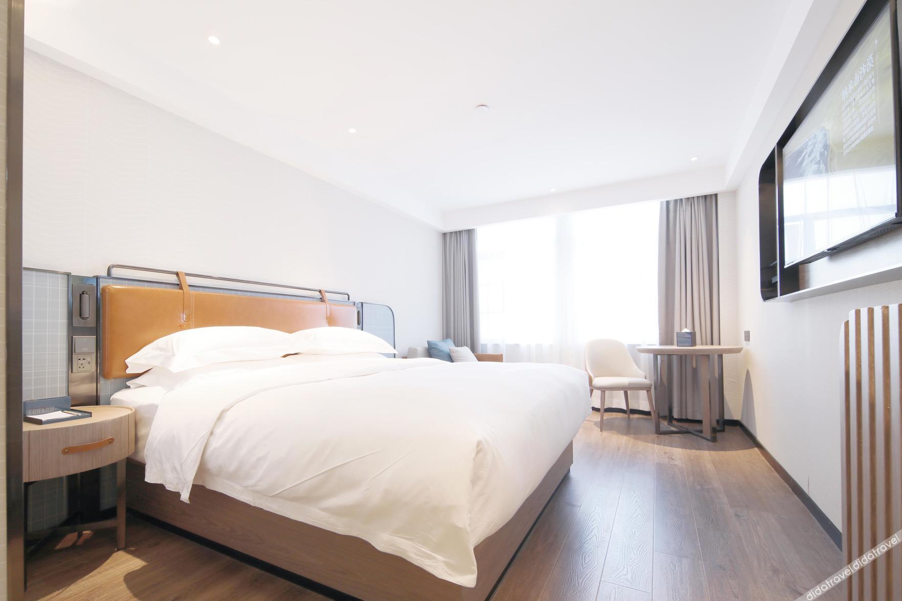 Echarm Hotel (Jishoushi Government Qianzhou Ancient City) 3*