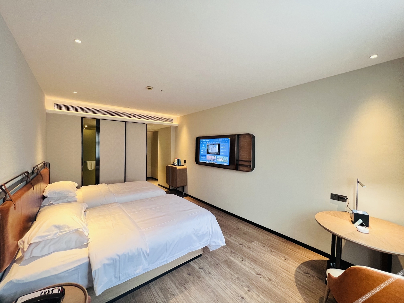 Echarm Hotel (Jishoushi Government Qianzhou Ancient City) 3*