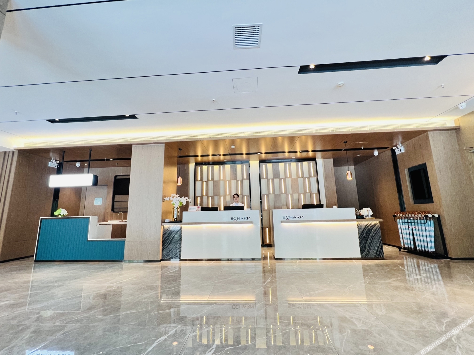 Echarm Hotel (Jishoushi Government Qianzhou Ancient City) 3*