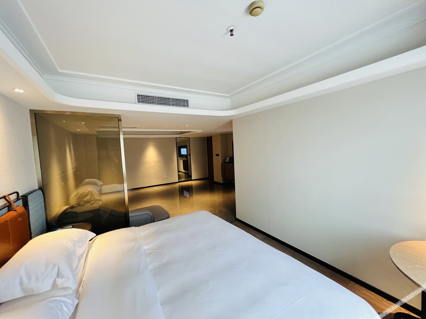Echarm Hotel (Jishoushi Government Qianzhou Ancient City) 3*