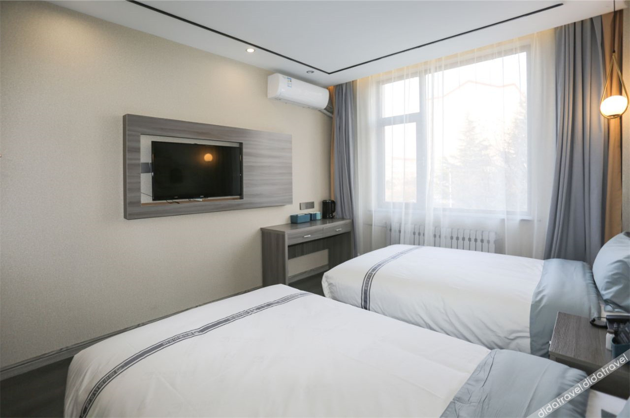 City 118 Select Hotel (Jinan Zhangqiu harmony Plaza store) 2*