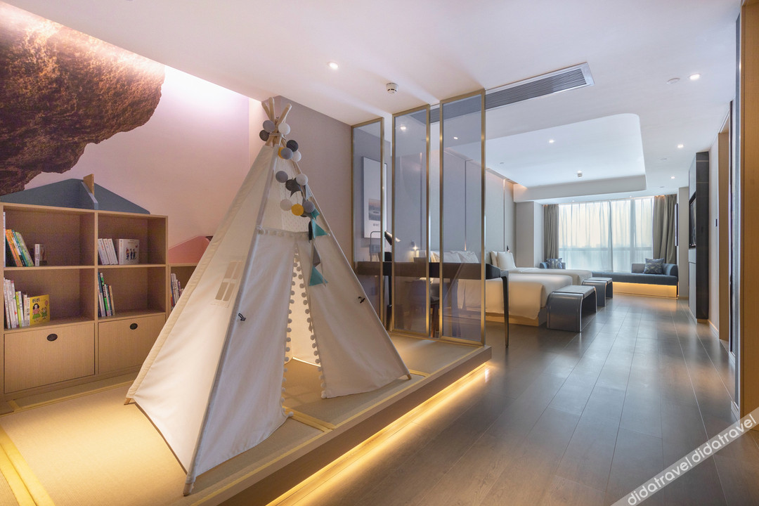 ATOUR HOTEL,Happy Avenue, Shunde OCT Harbour Branch, Foshan 4*