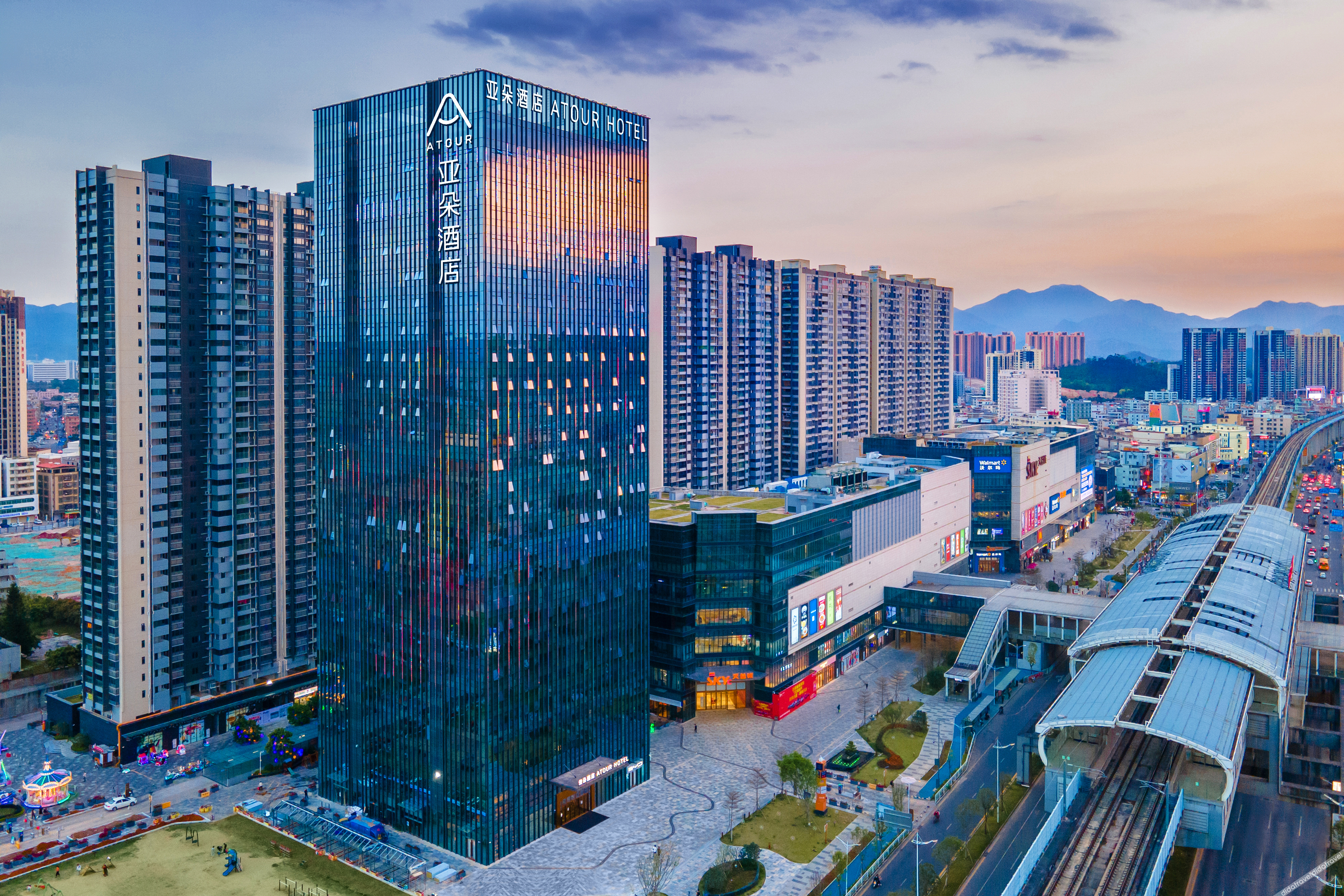 Atour Hotel Huizhou Zhongkai Tianyi City 4*