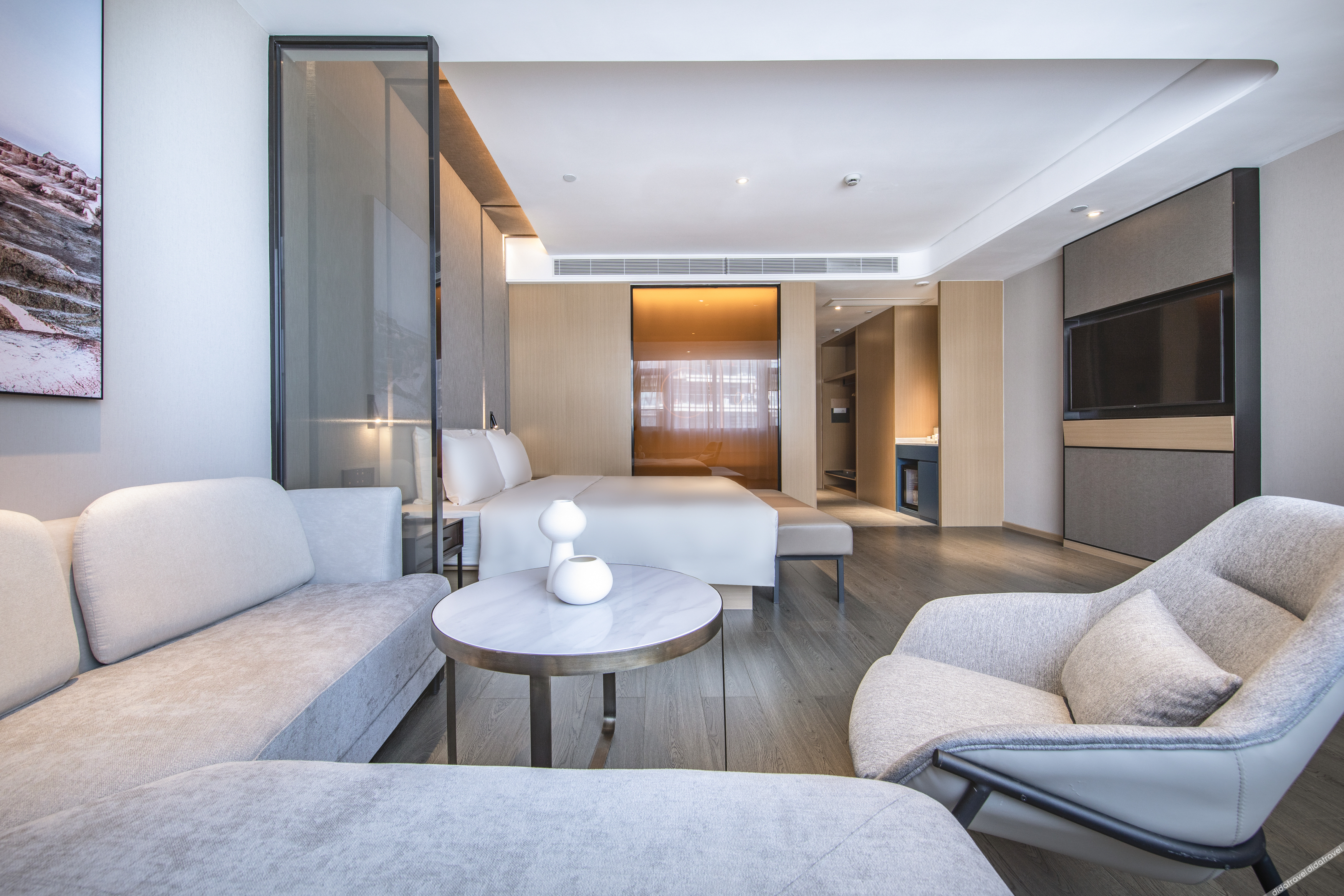 Days Inn by Wyndham Zhuhai Golden Bay Ocean Spring Resort 4*