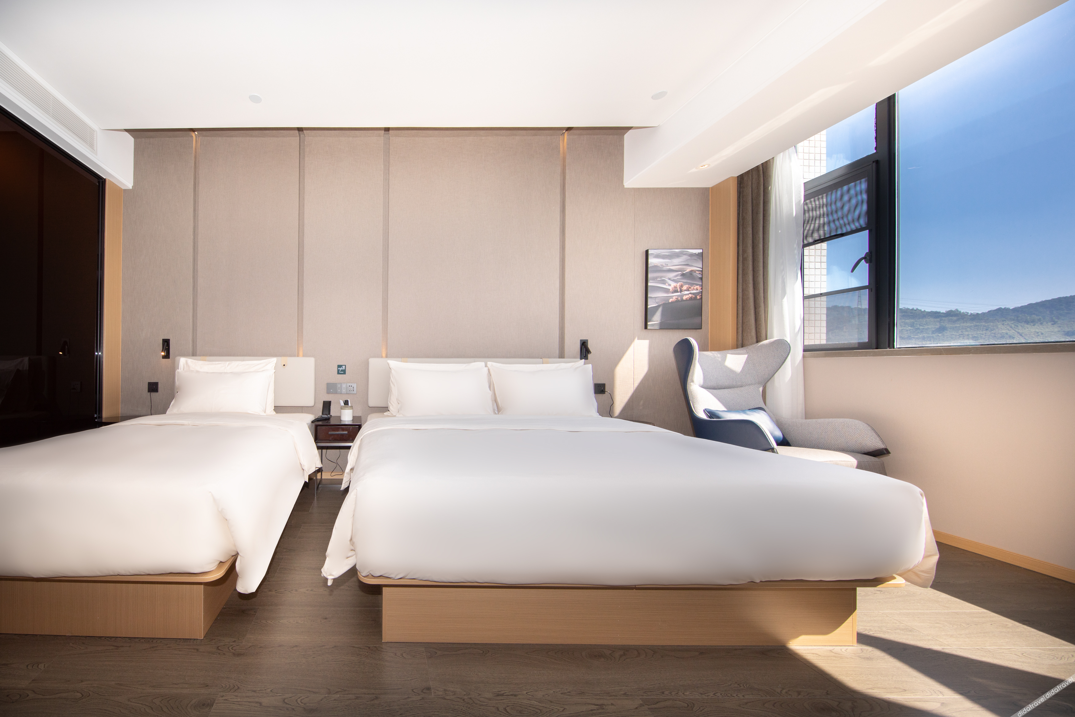 Days Inn by Wyndham Zhuhai Golden Bay Ocean Spring Resort 4*