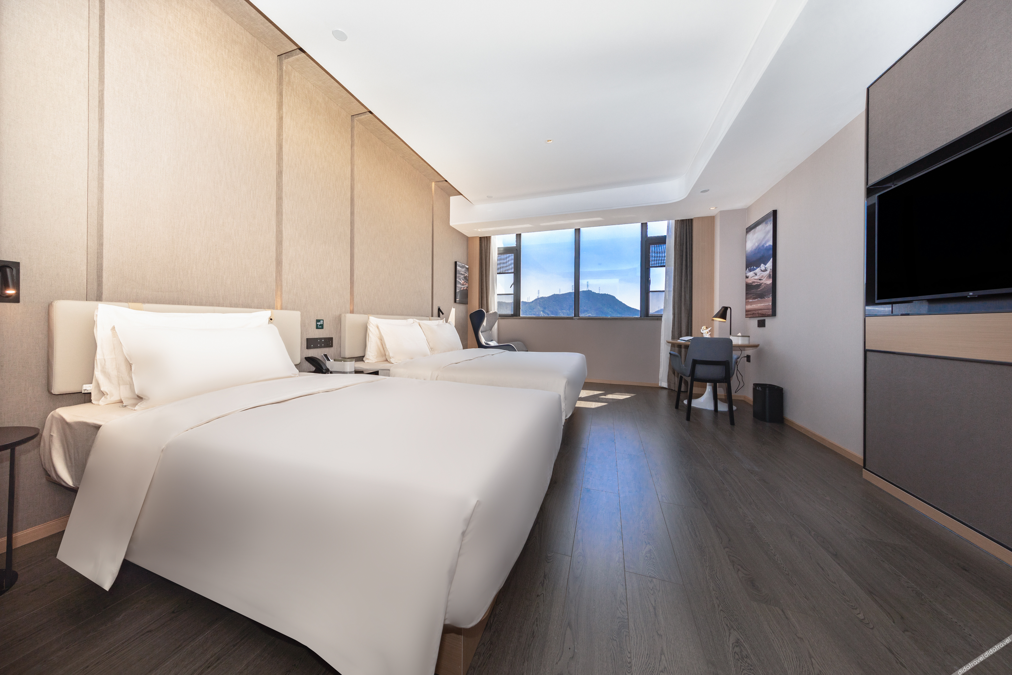 Days Inn by Wyndham Zhuhai Golden Bay Ocean Spring Resort 4*
