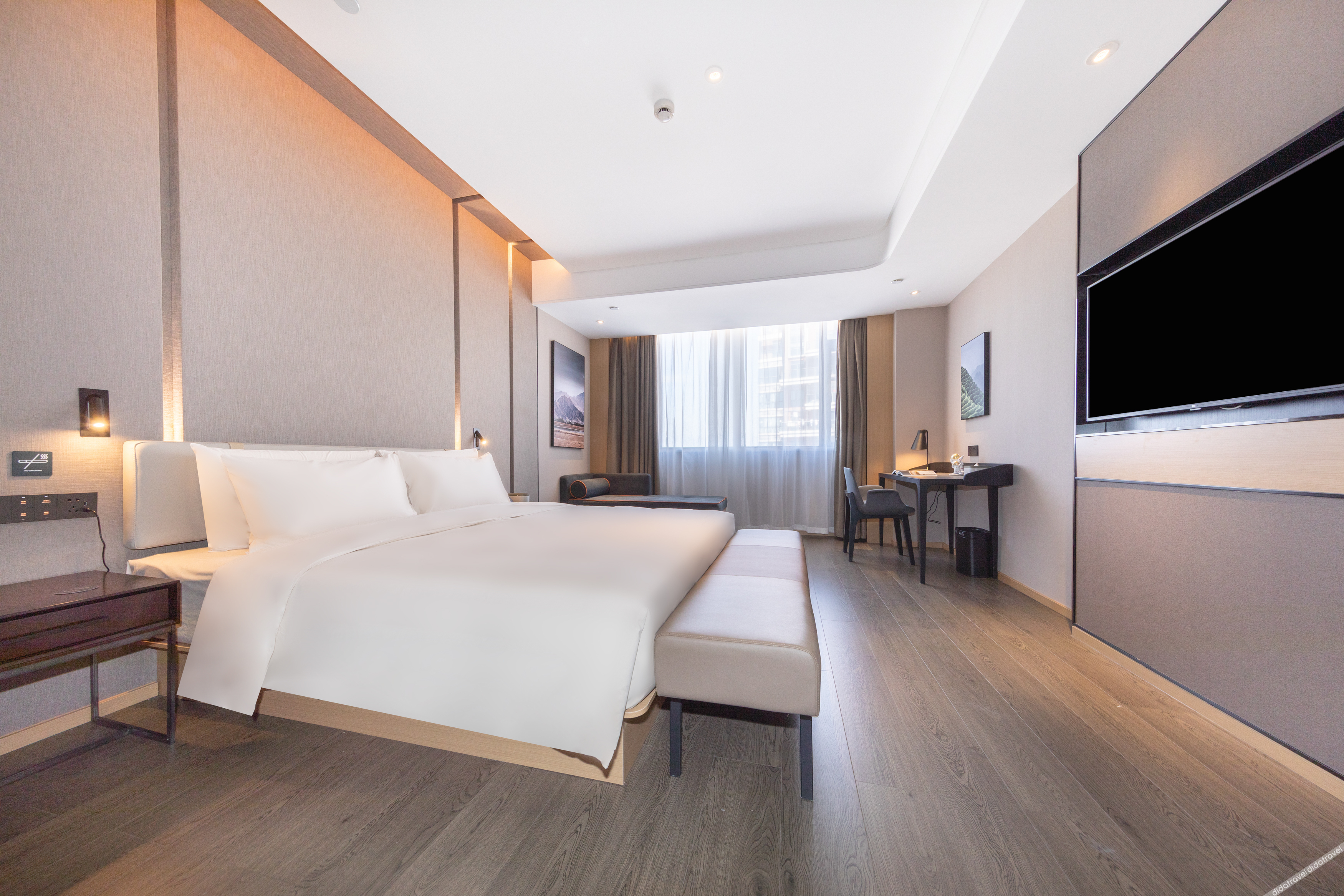 Days Inn by Wyndham Zhuhai Golden Bay Ocean Spring Resort 4*