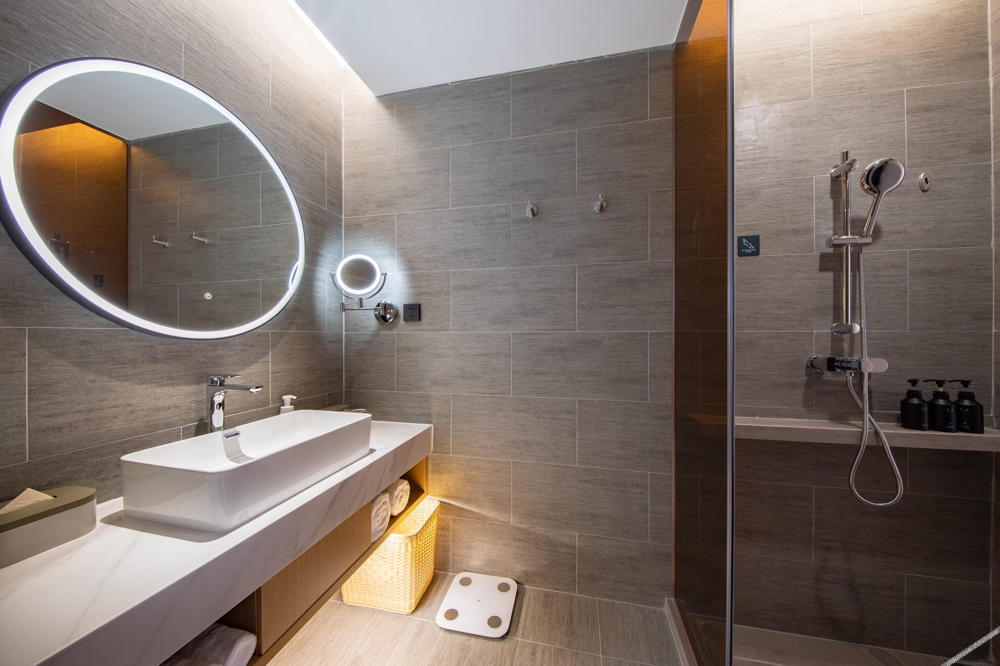 Days Inn by Wyndham Zhuhai Golden Bay Ocean Spring Resort 4*