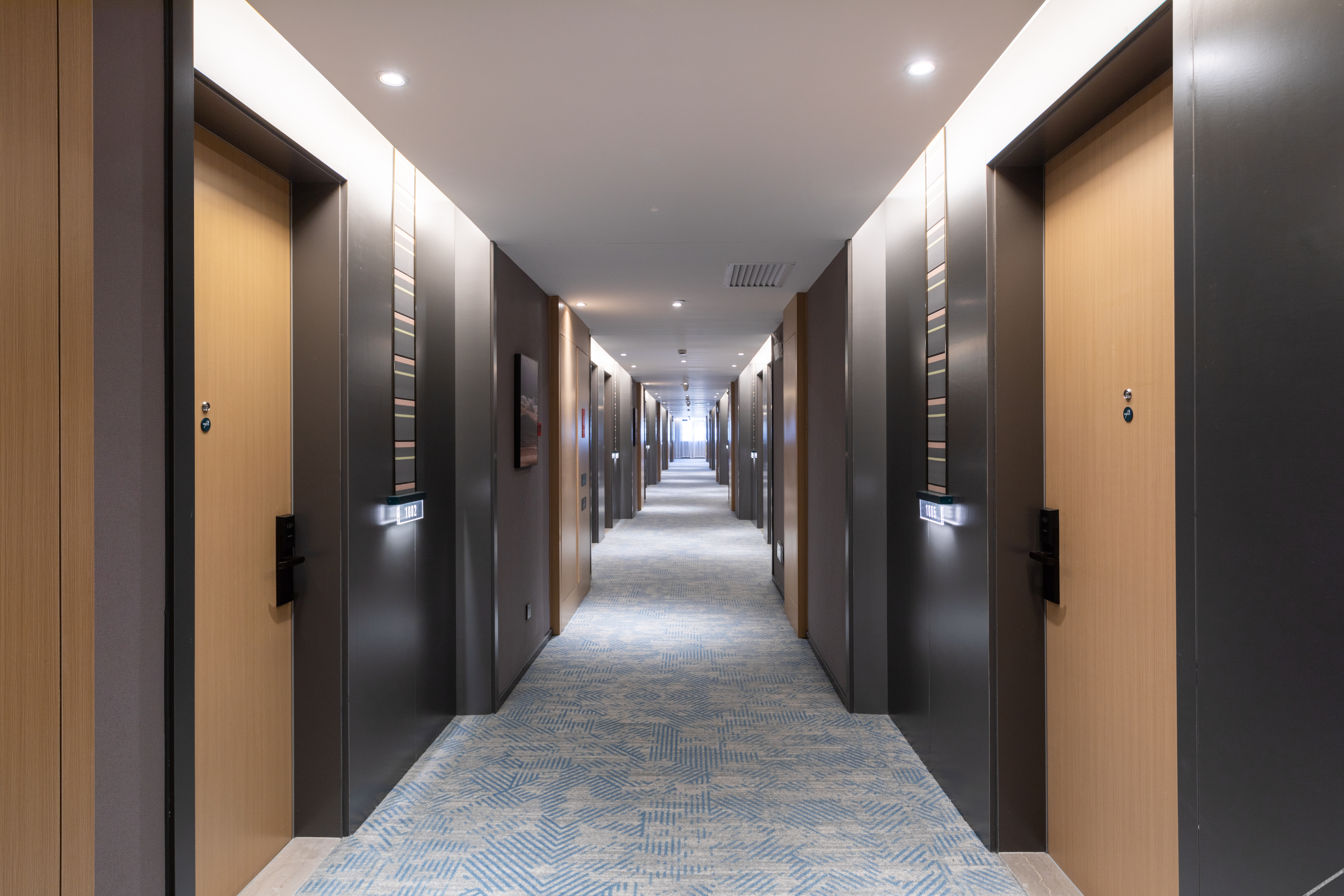Days Inn by Wyndham Zhuhai Golden Bay Ocean Spring Resort 4*