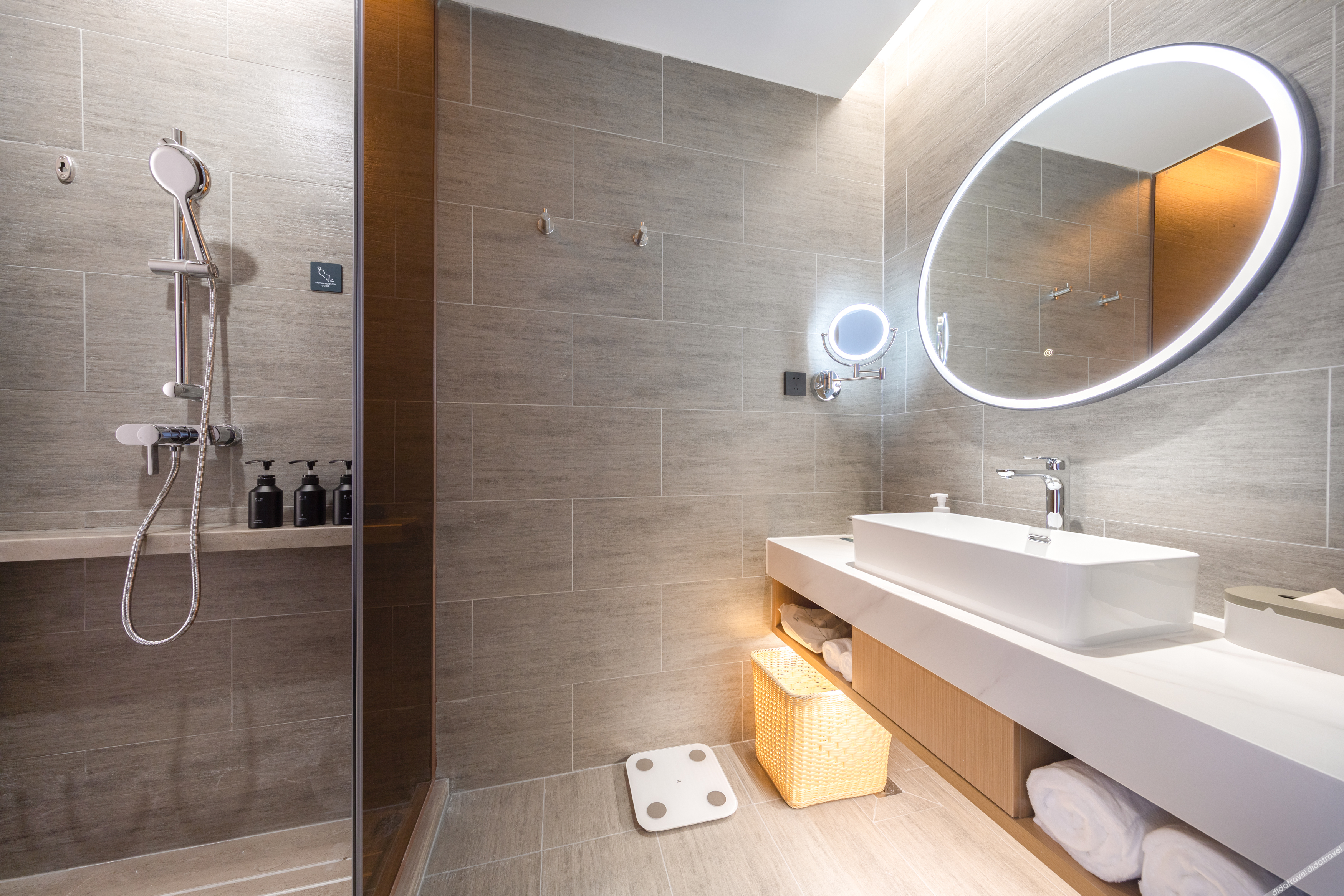Days Inn by Wyndham Zhuhai Golden Bay Ocean Spring Resort 4*