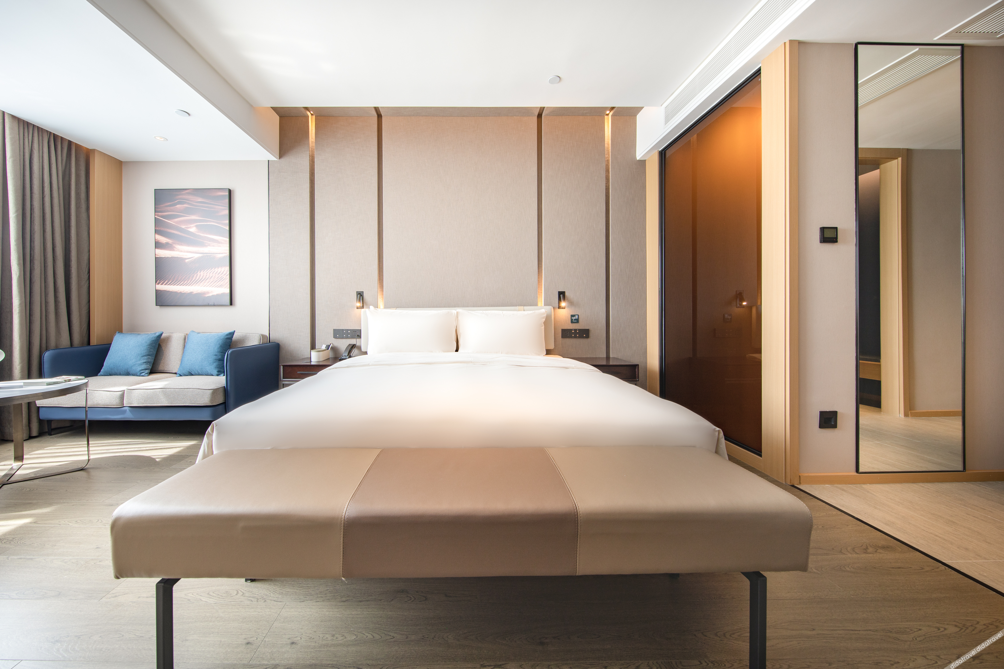 Days Inn by Wyndham Zhuhai Golden Bay Ocean Spring Resort 4*