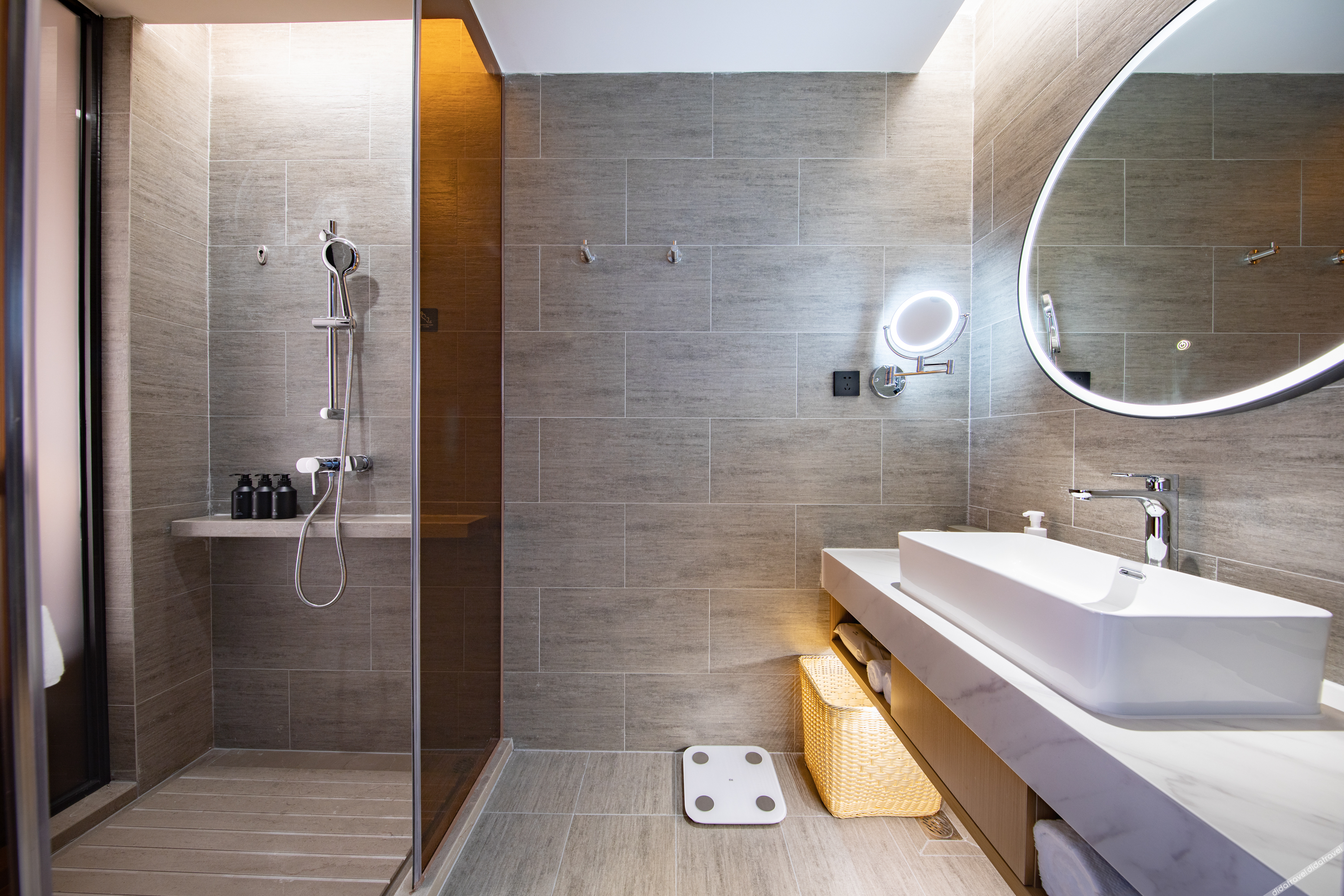 Days Inn by Wyndham Zhuhai Golden Bay Ocean Spring Resort 4*