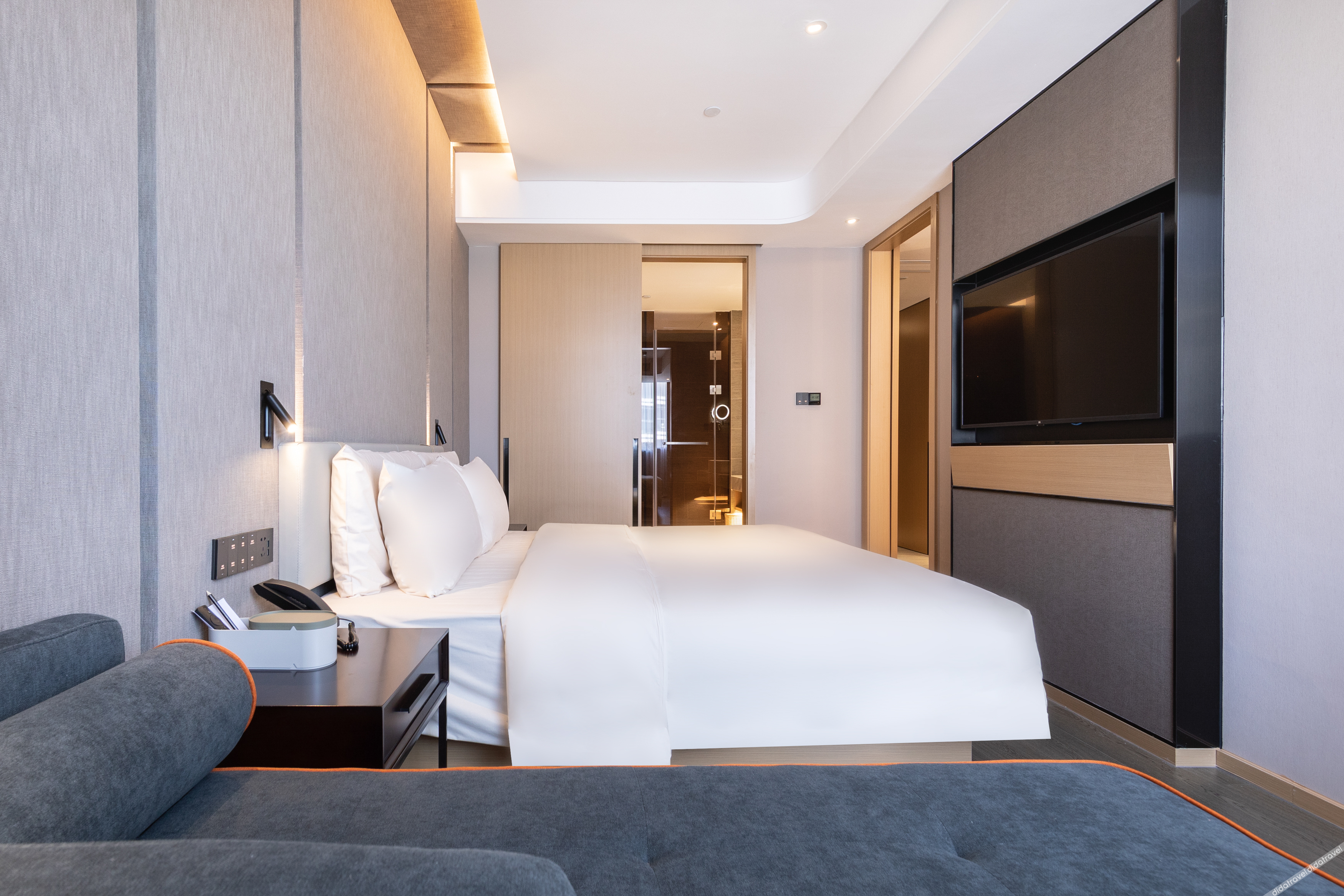 Days Inn by Wyndham Zhuhai Golden Bay Ocean Spring Resort 4*