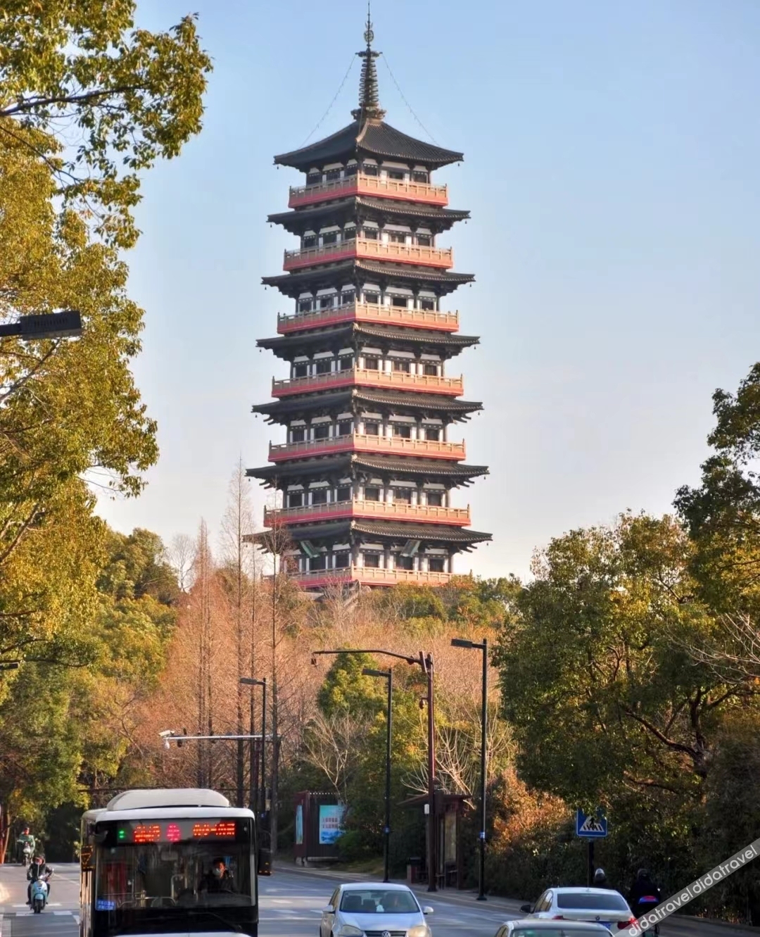 Atour X Hotel Yangzhou East Railway Station Li-Ning Sports Park 3*