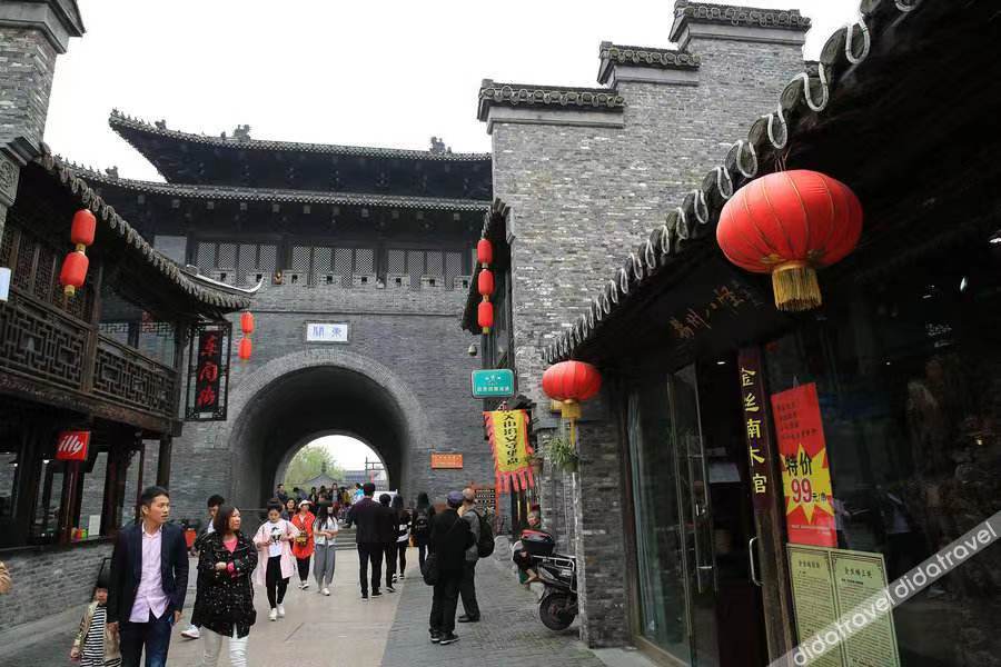Atour X Hotel Yangzhou East Railway Station Li-Ning Sports Park 3*