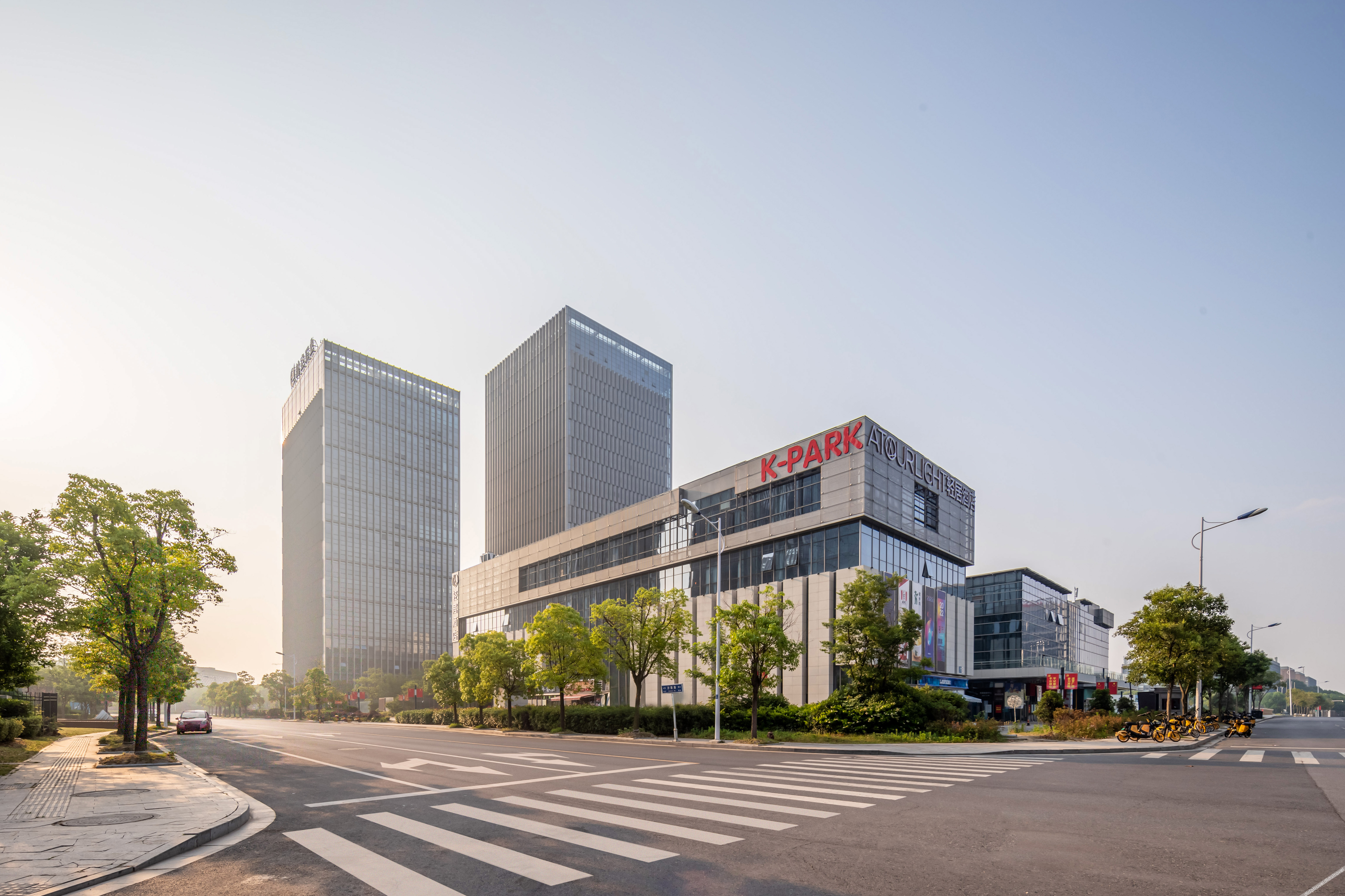Atour X Hotel Yangzhou East Railway Station Li-Ning Sports Park 3*