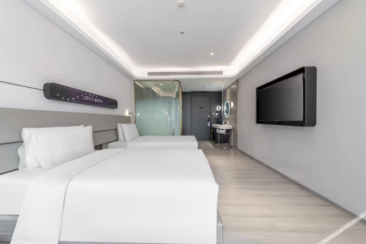 Atour X Hotel Yangzhou East Railway Station Li-Ning Sports Park 3*