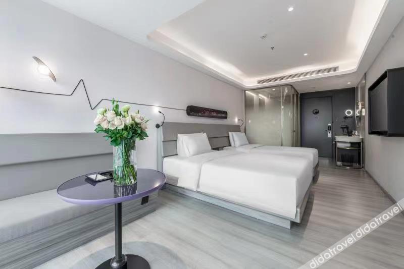 Atour X Hotel Yangzhou East Railway Station Li-Ning Sports Park 3*