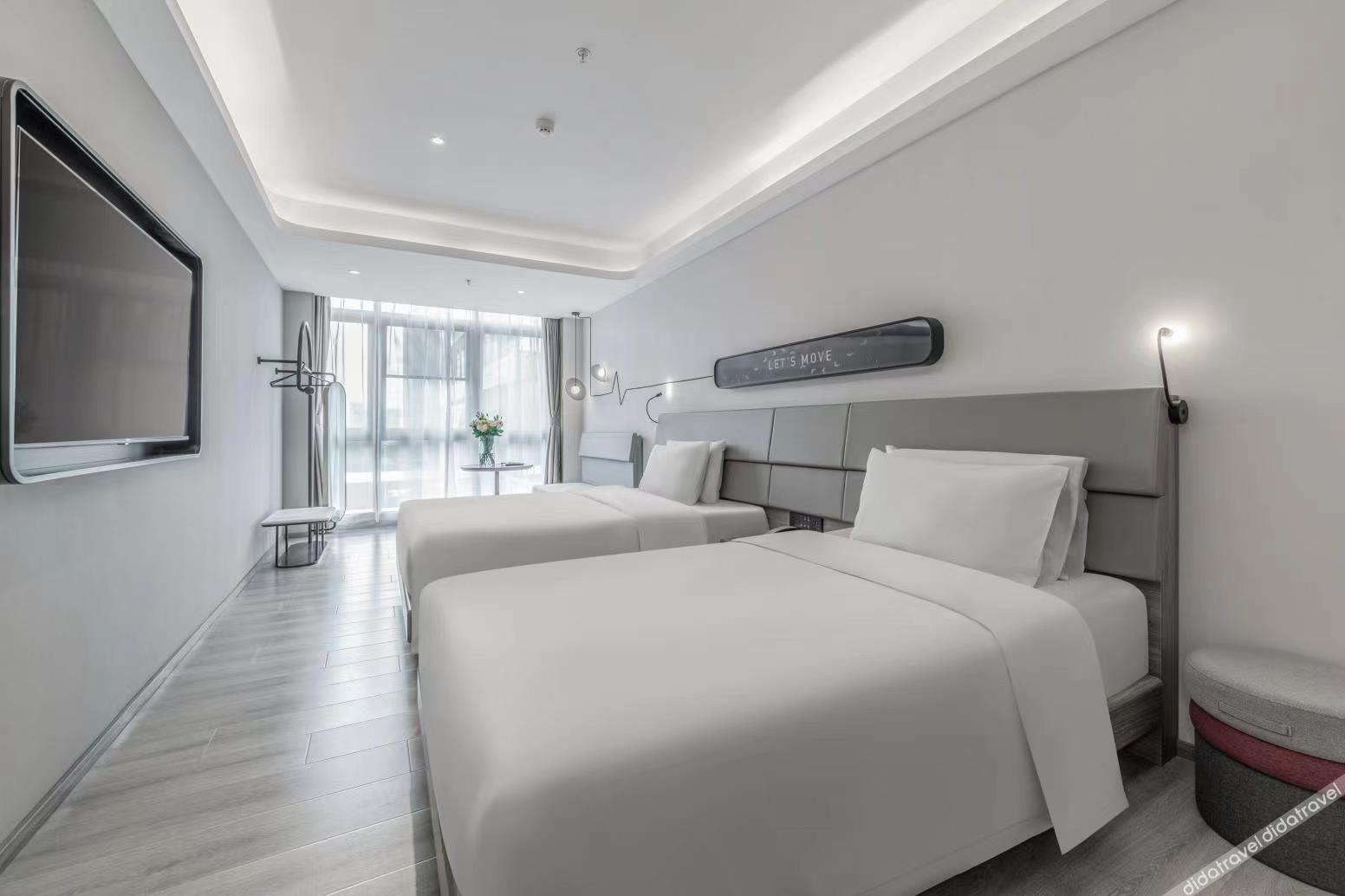 Atour X Hotel Yangzhou East Railway Station Li-Ning Sports Park 3*