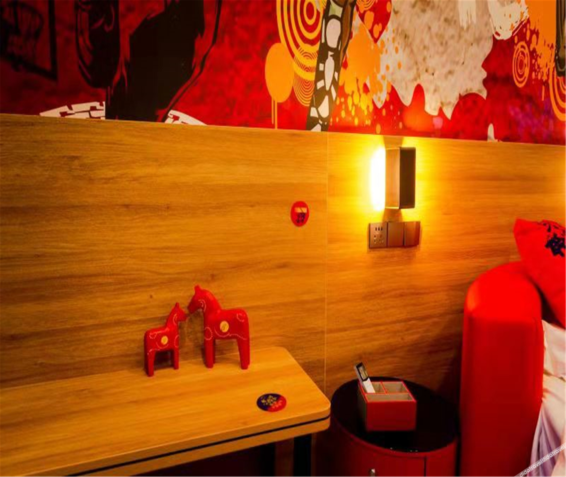 Junyi Chain Hotel (Luanchuan Laojunshan) 0*