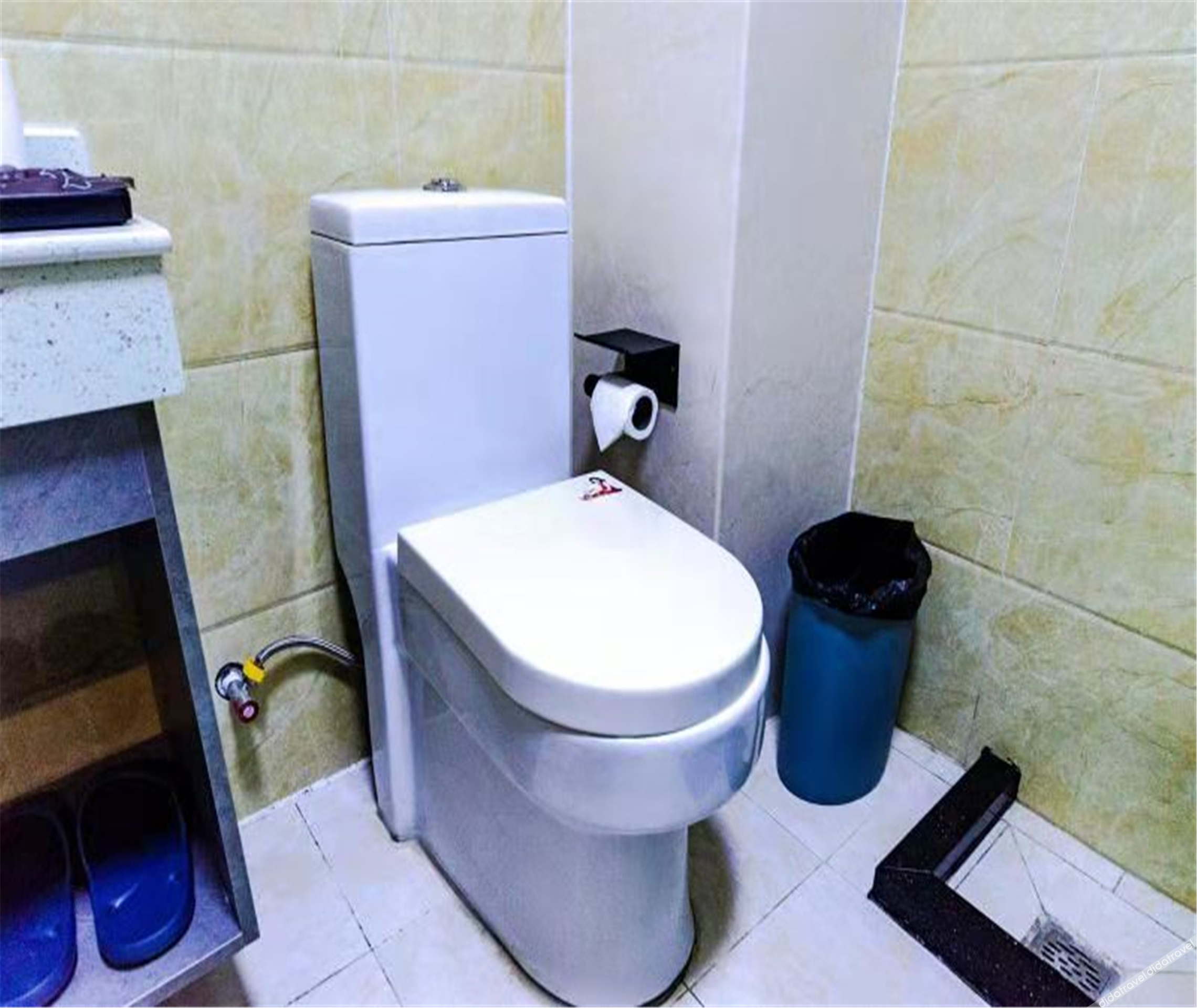 Junyi Chain Hotel (Luanchuan Laojunshan) 0*