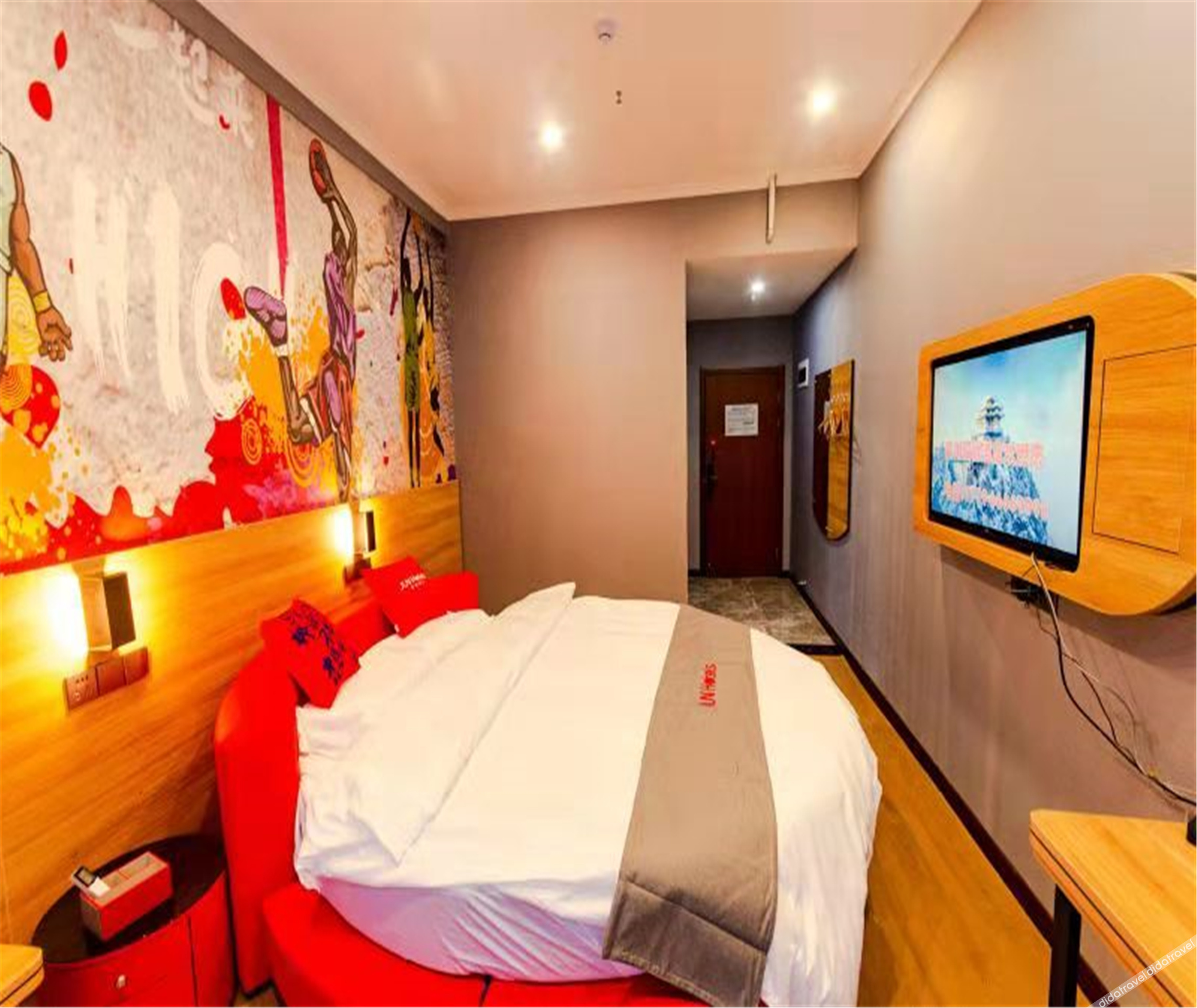Junyi Chain Hotel (Luanchuan Laojunshan) 0*