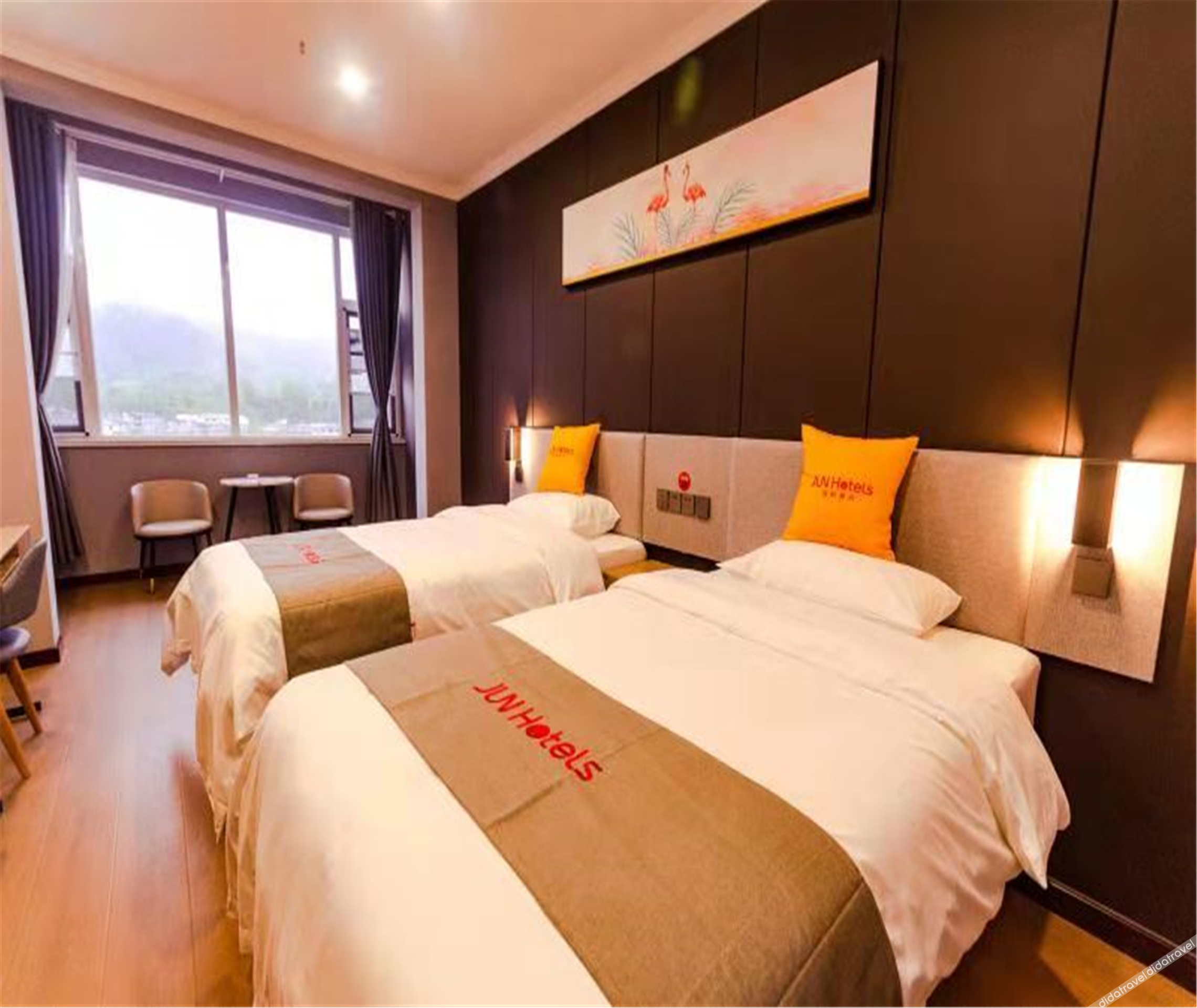 Junyi Chain Hotel (Luanchuan Laojunshan) 0*