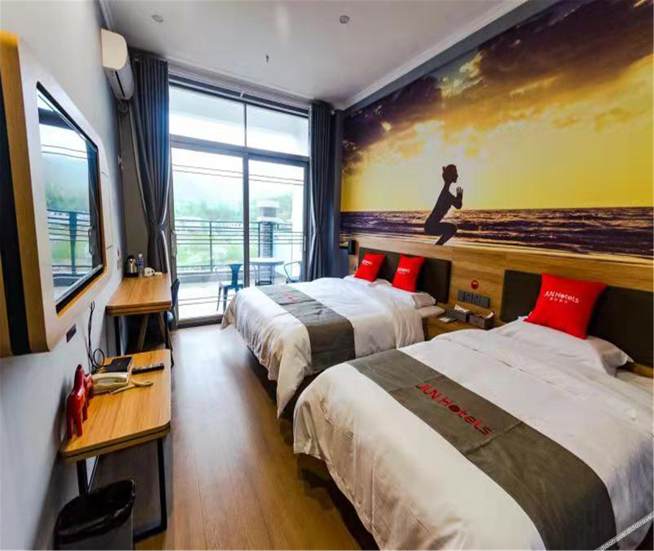 Junyi Chain Hotel (Luanchuan Laojunshan) 0*