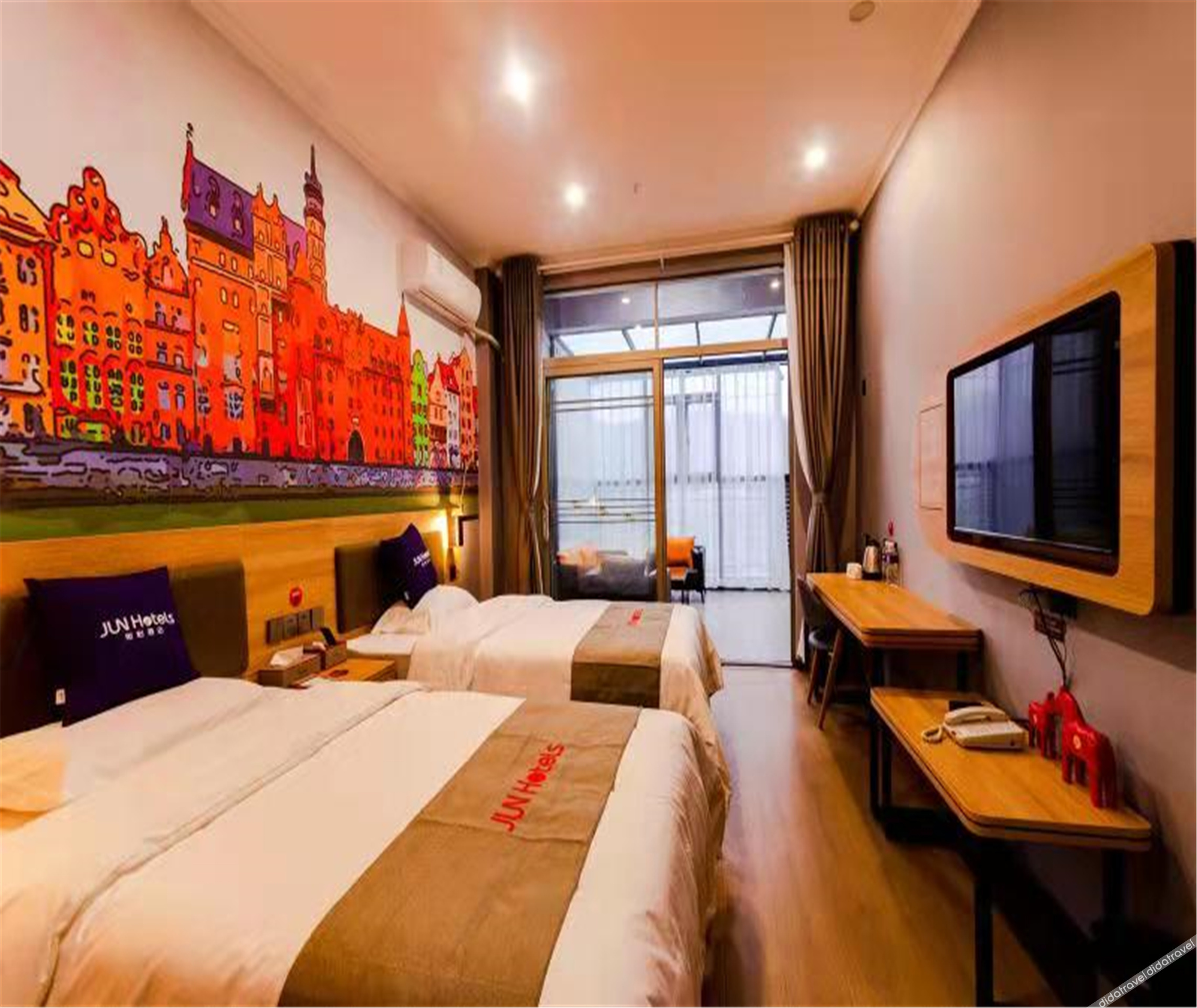 Junyi Chain Hotel (Luanchuan Laojunshan) 0*
