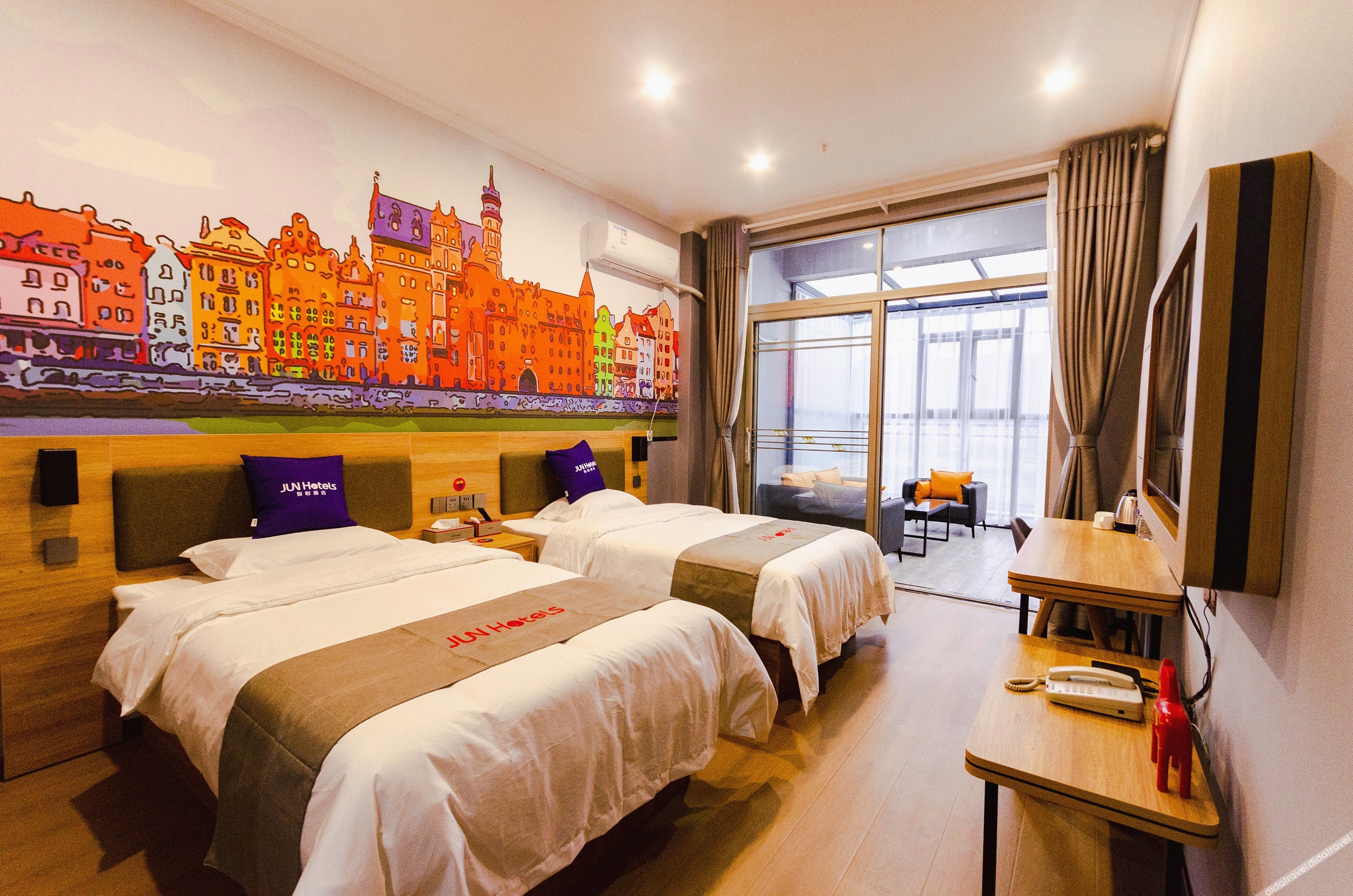 Junyi Chain Hotel (Luanchuan Laojunshan) 0*