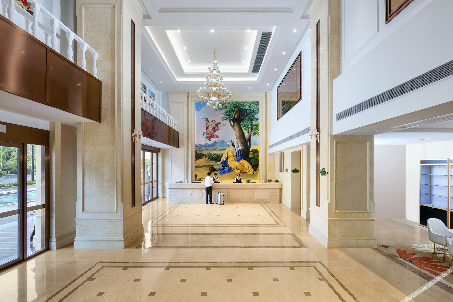 Vienna International Hotel (Dongwu South Road Hongzhuang Metro Station) 4*