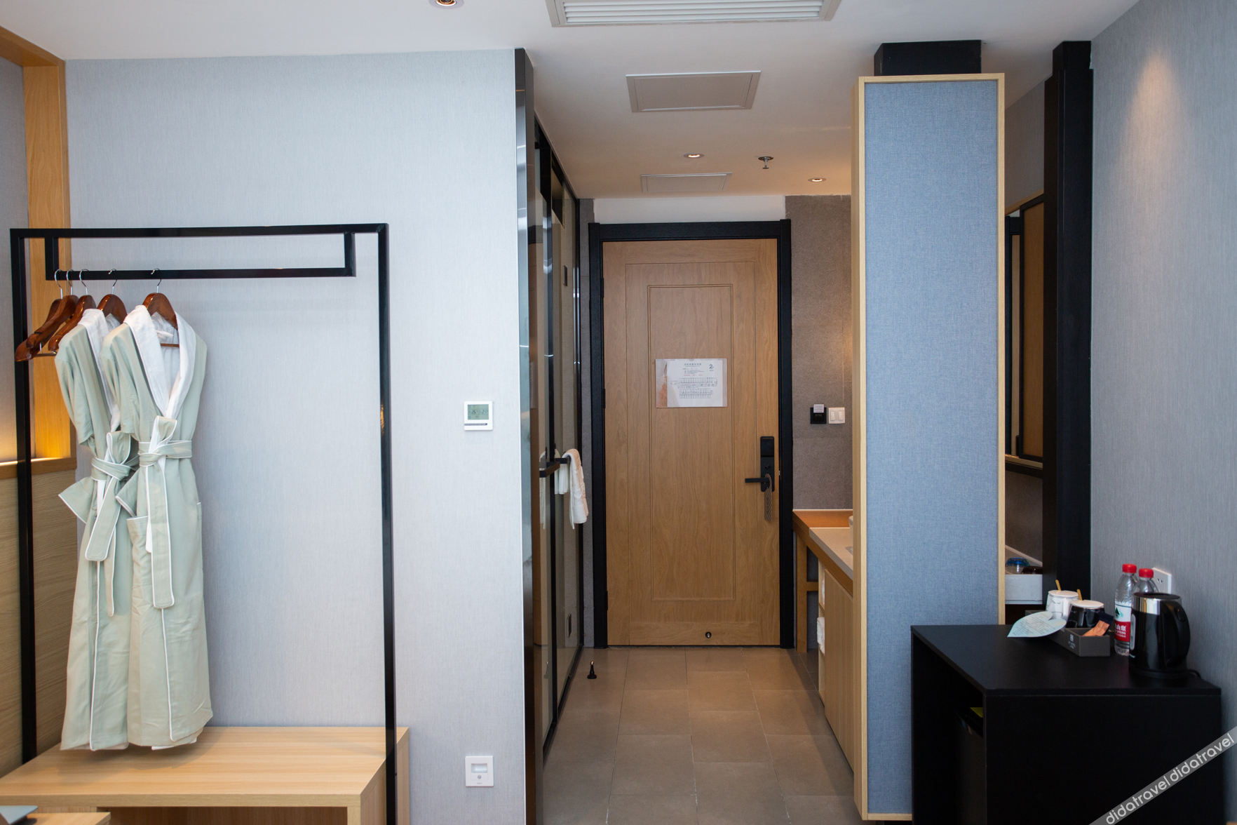 AT FREE HOTEL(Chaozongqiao bridge Changping.Beijing) 3*