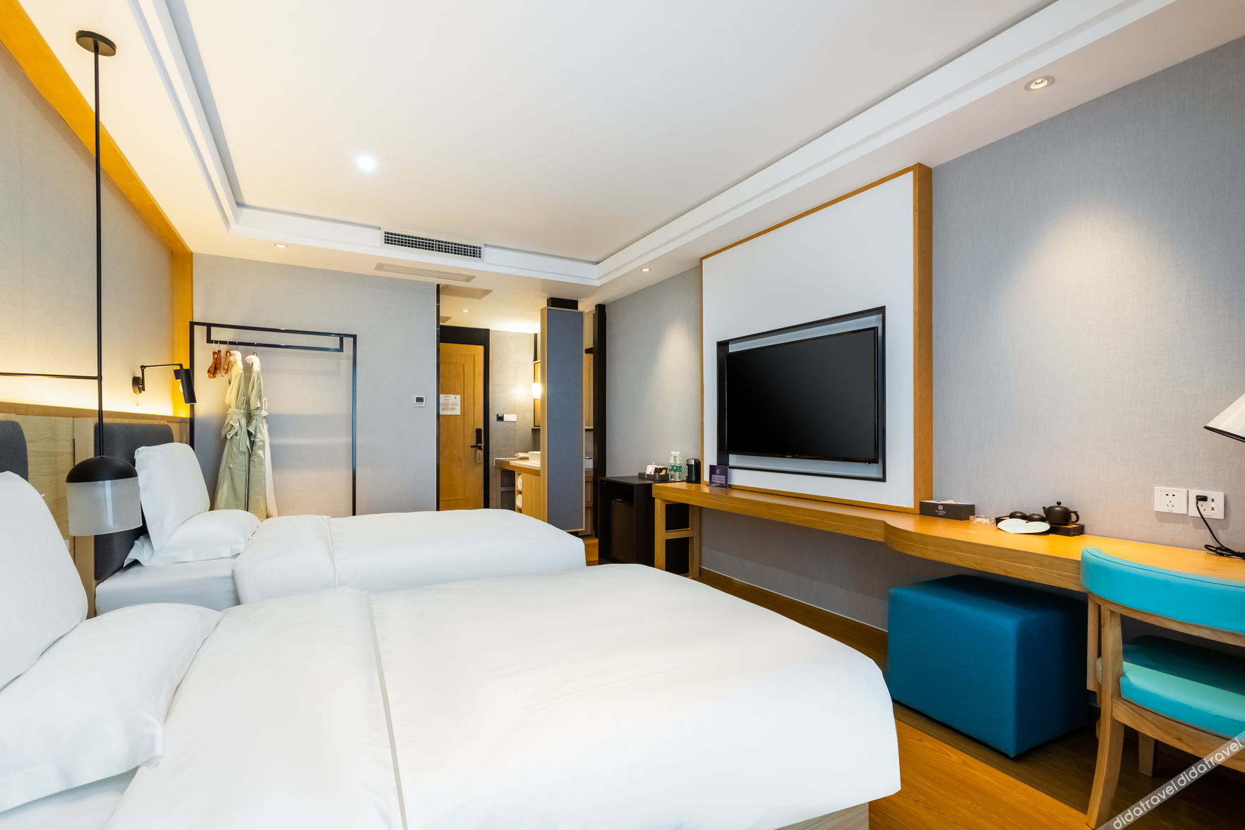 AT FREE HOTEL(Chaozongqiao bridge Changping.Beijing) 3*