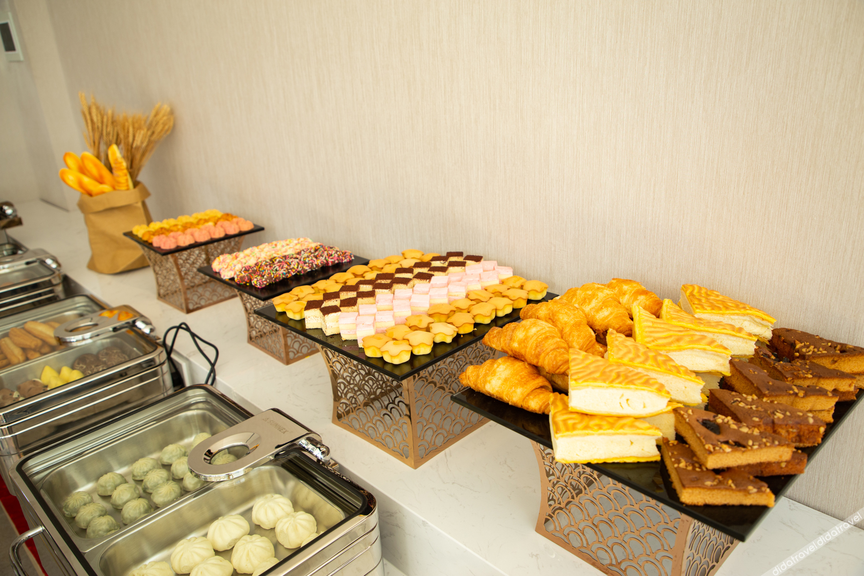 AT FREE HOTEL(Chaozongqiao bridge Changping.Beijing) 3*