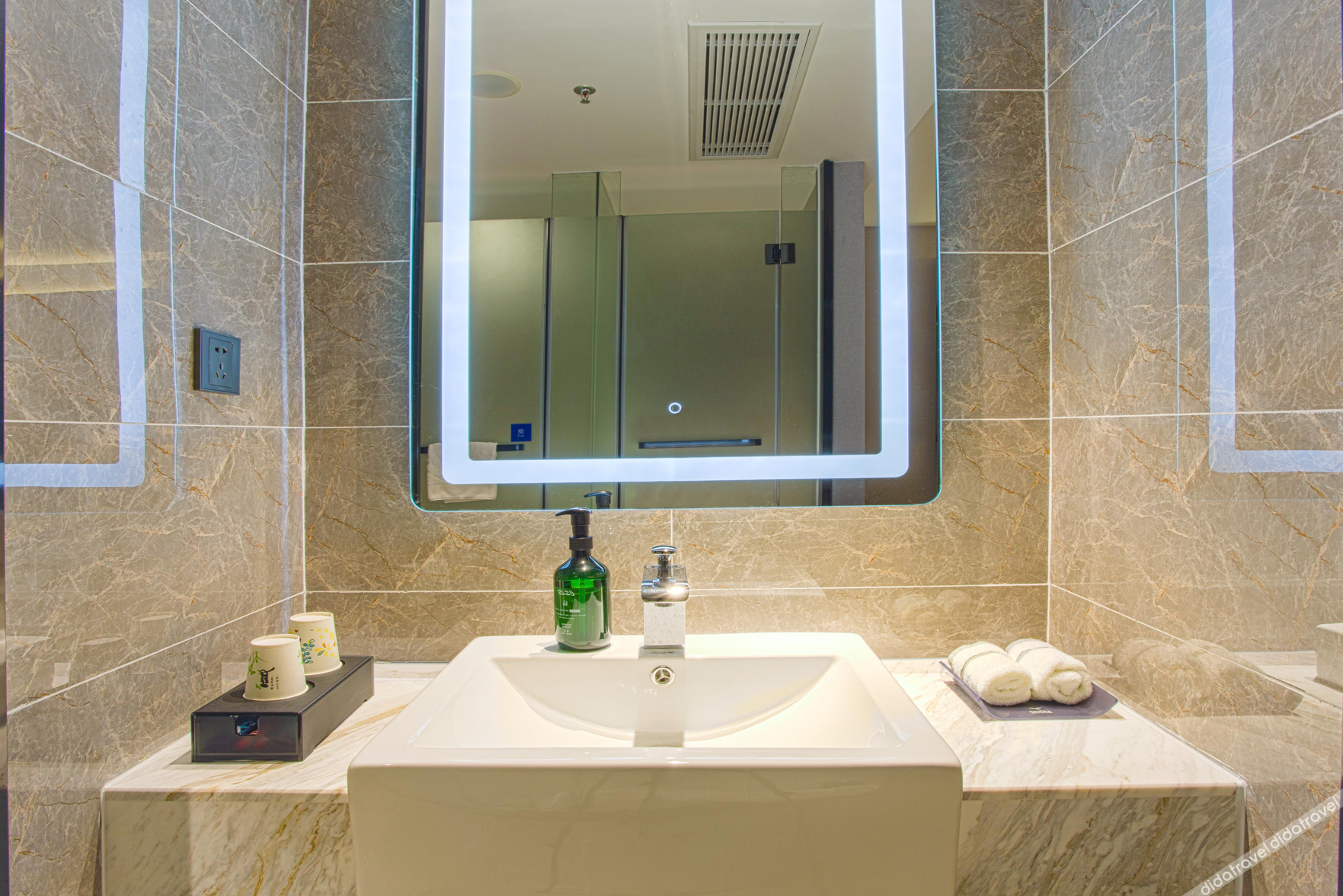 Yeste Hotel (Nanning Lijian Greenland Hong Kong) 3*