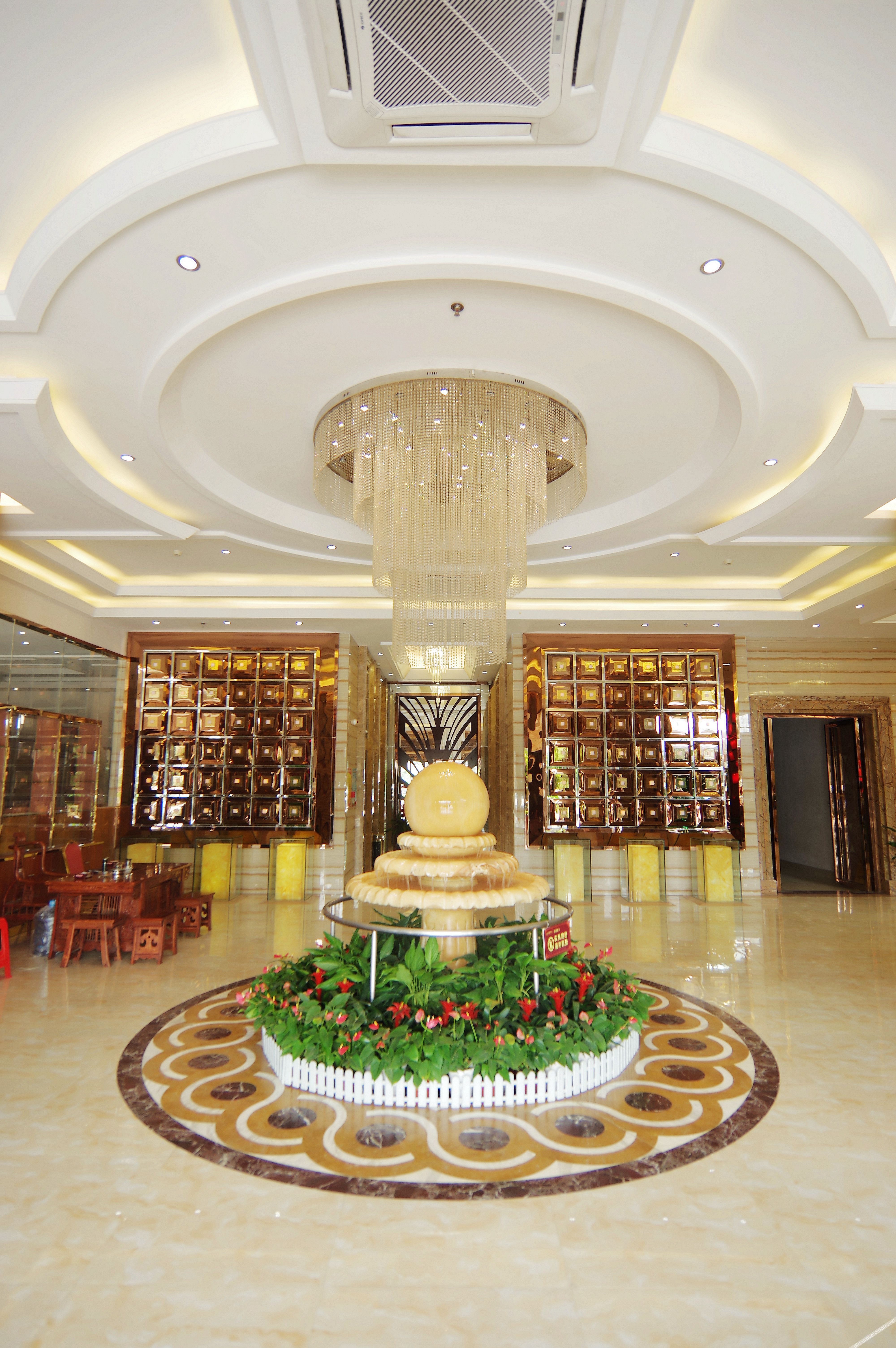 Fulin Hotel 2*