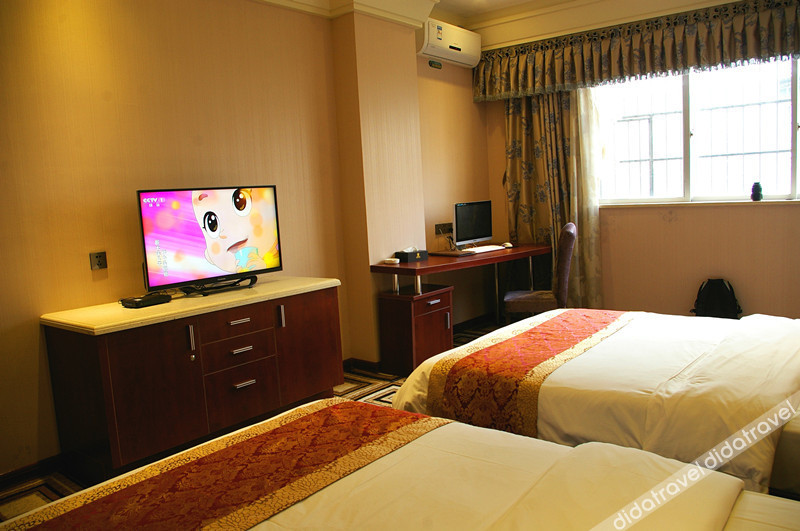 Fulin Hotel 2*