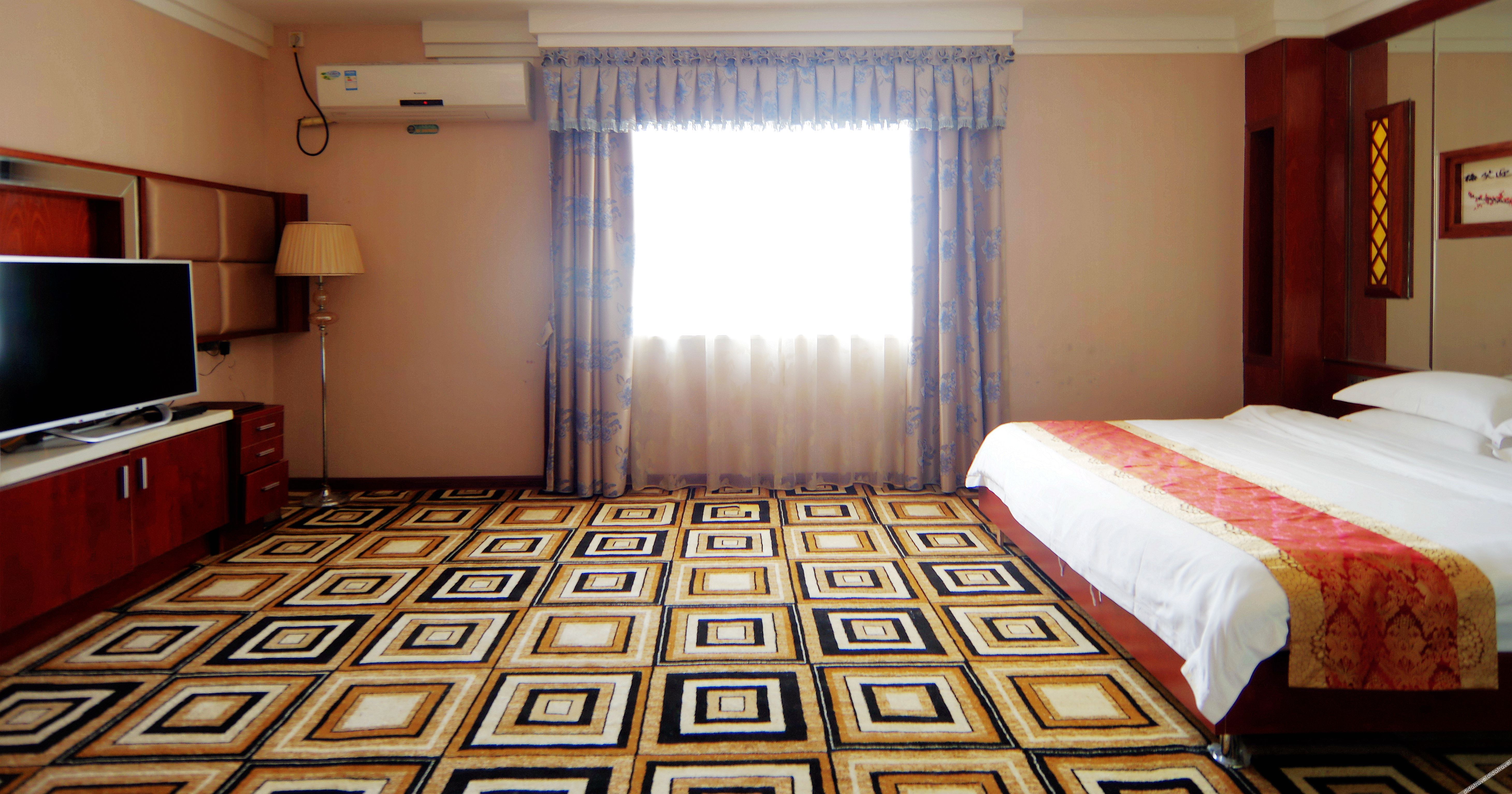 Fulin Hotel 2*
