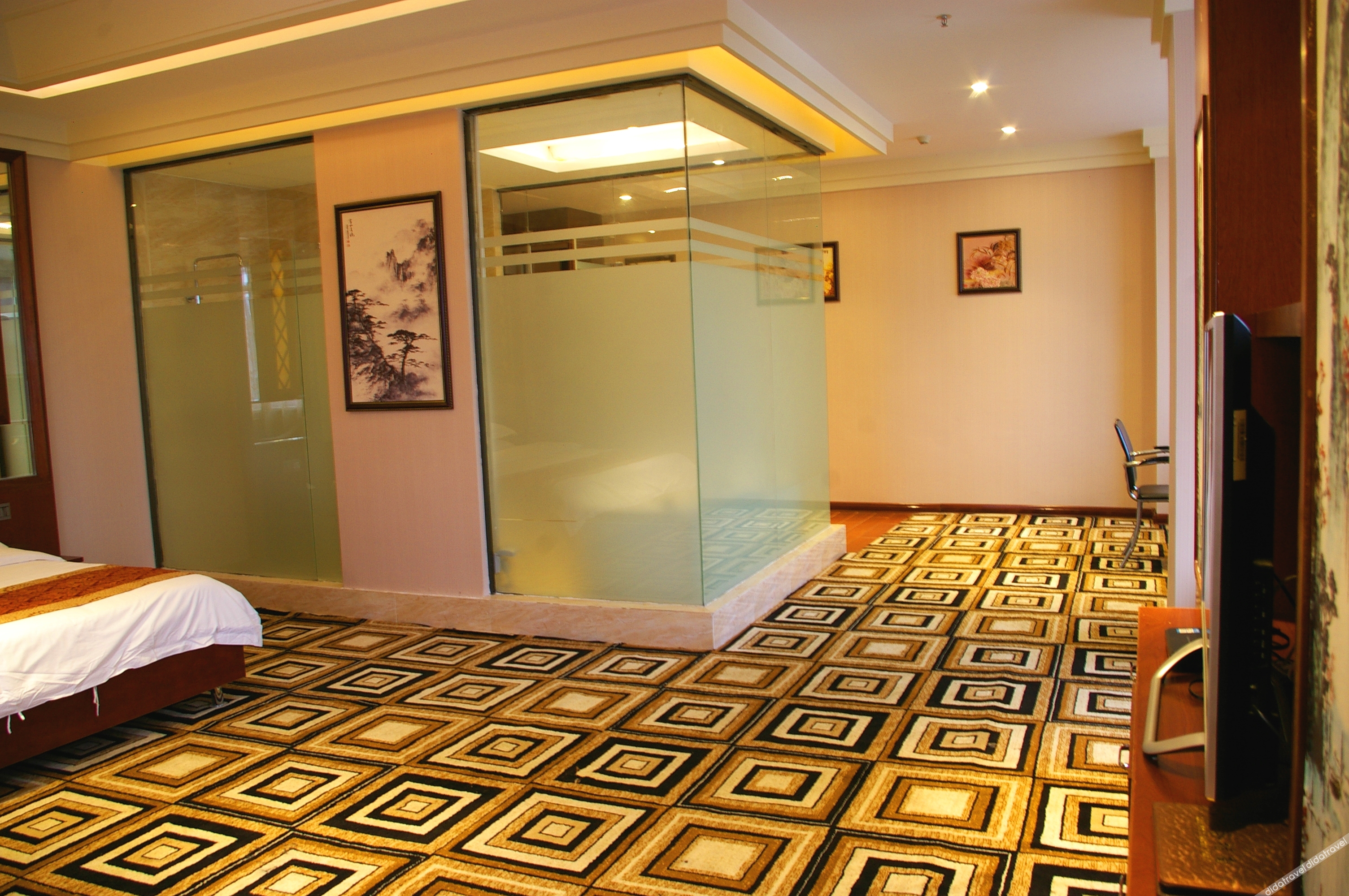 Fulin Hotel 2*
