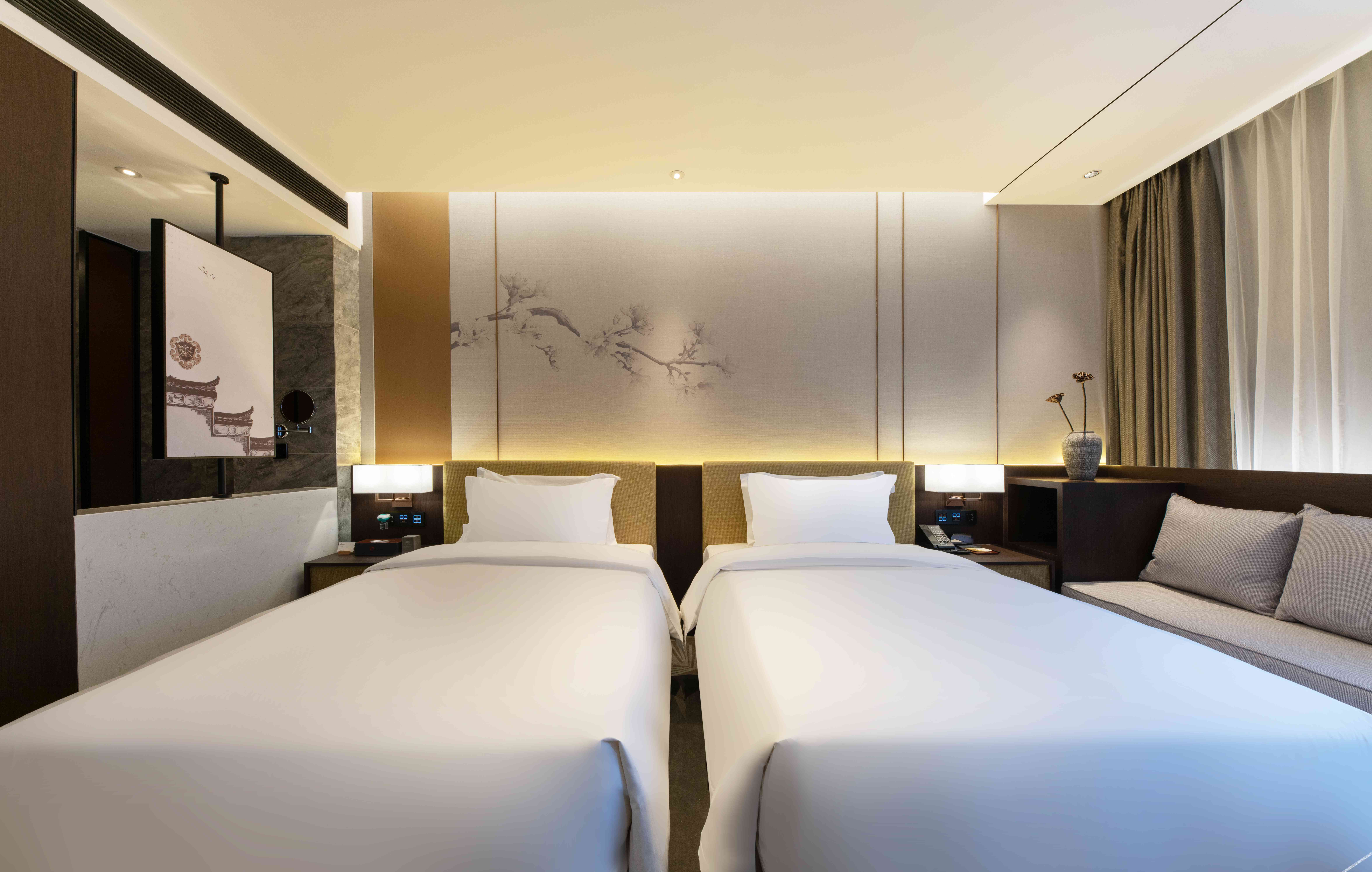Amun Morandi Hotels 4*