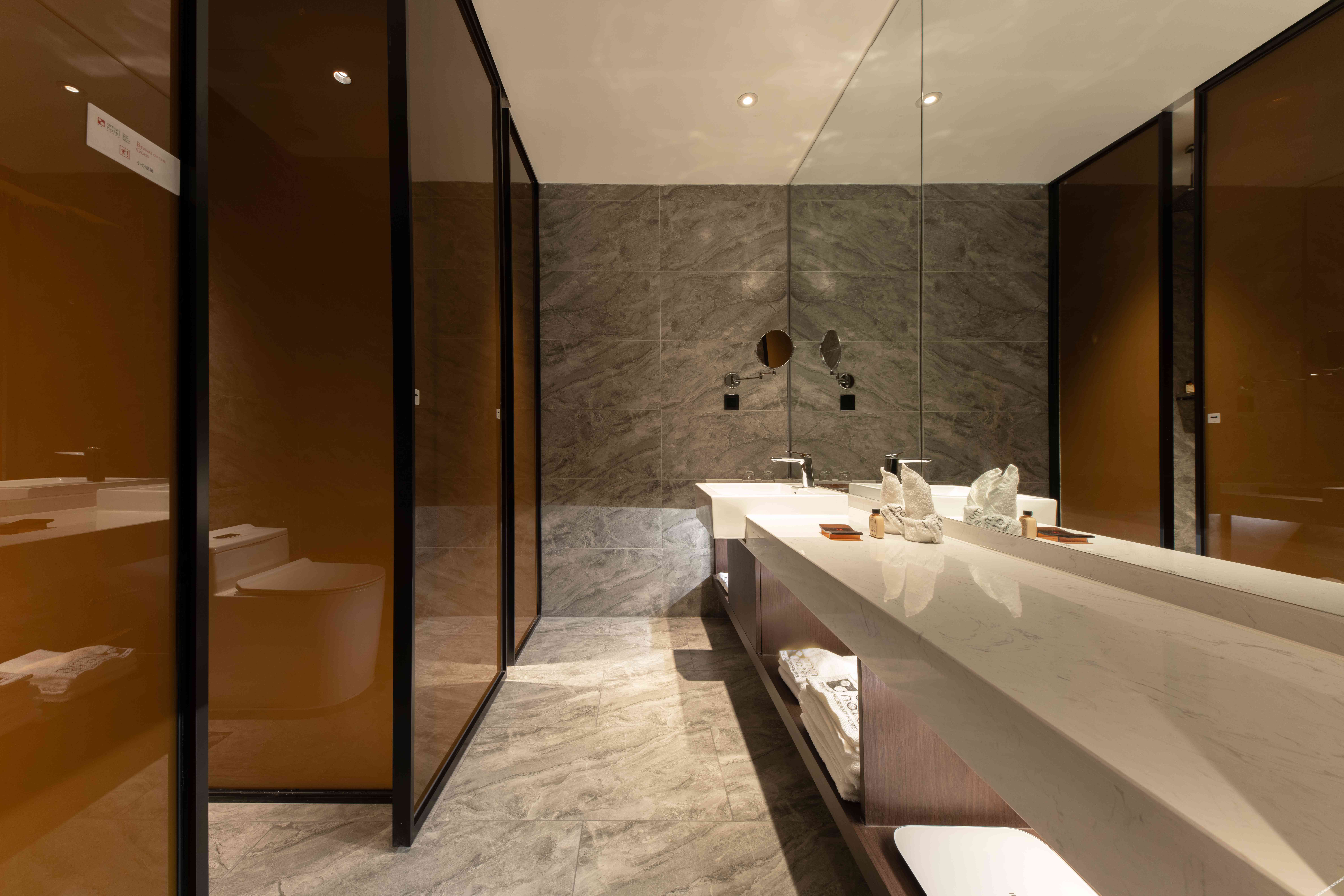 Amun Morandi Hotels 4*