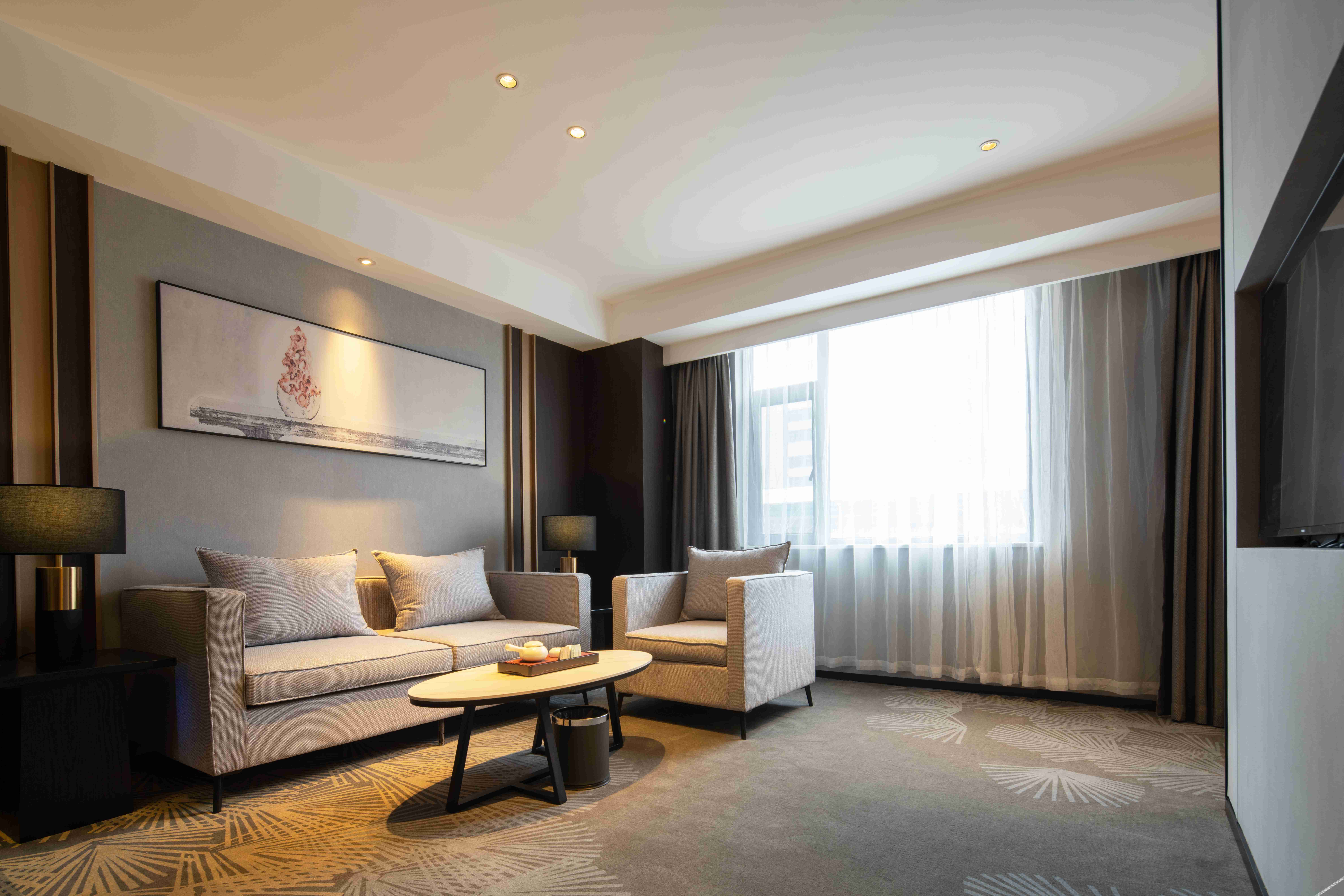 Amun Morandi Hotels 4*