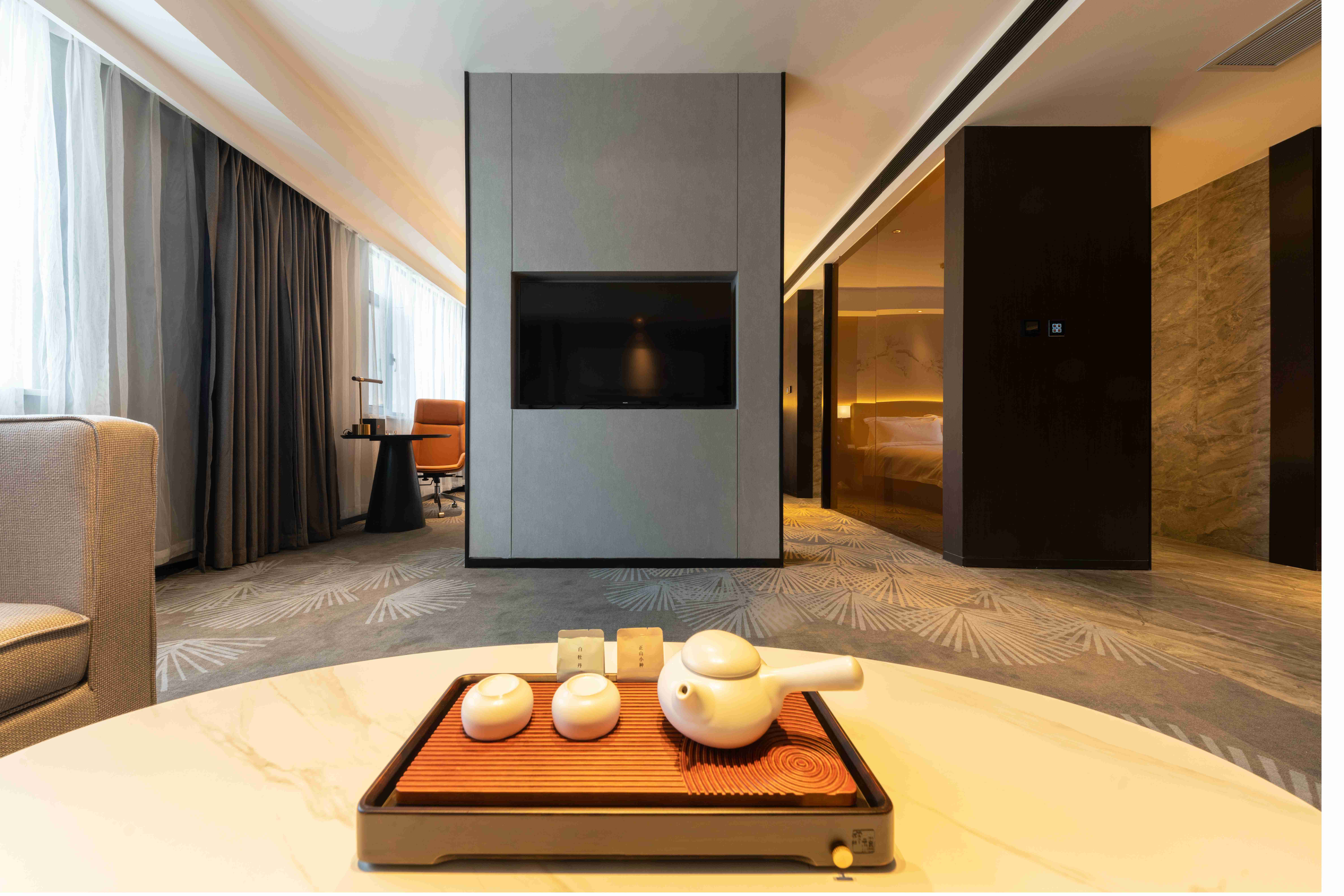 Amun Morandi Hotels 4*